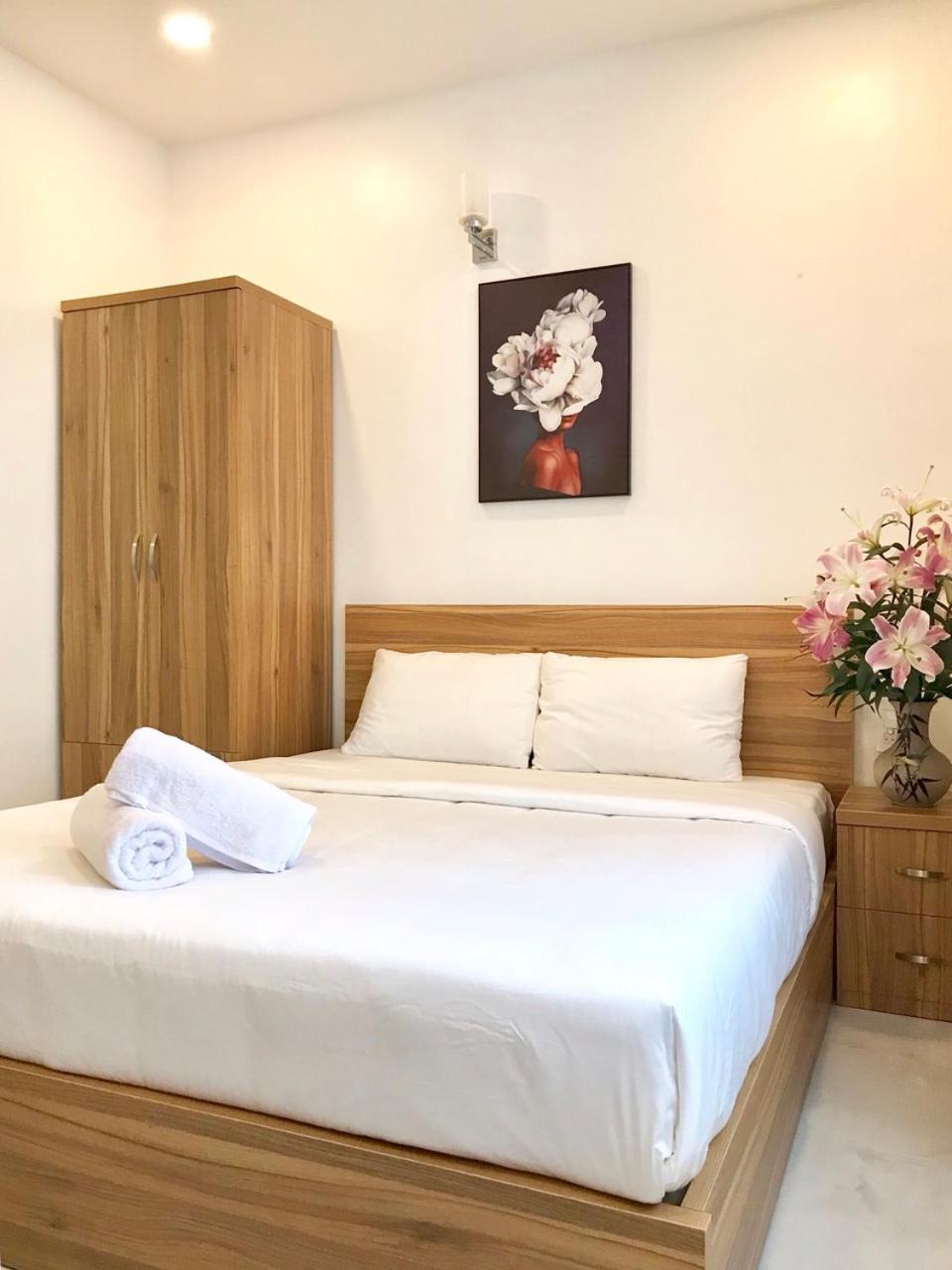 Louis Hotel - Bui Vien Walking Street