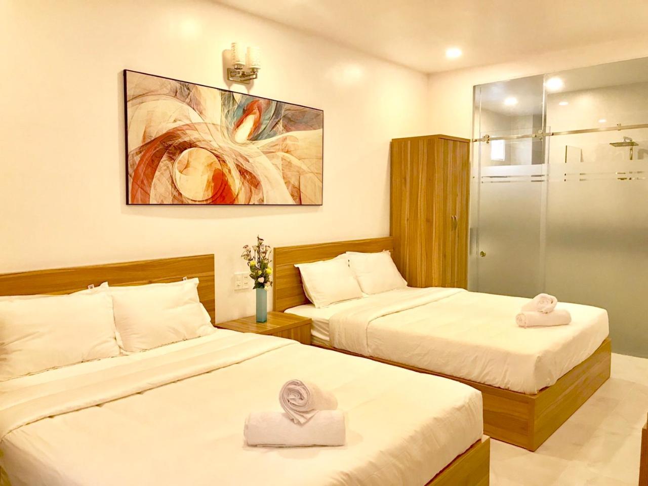 Louis Hotel - Bui Vien Walking Street