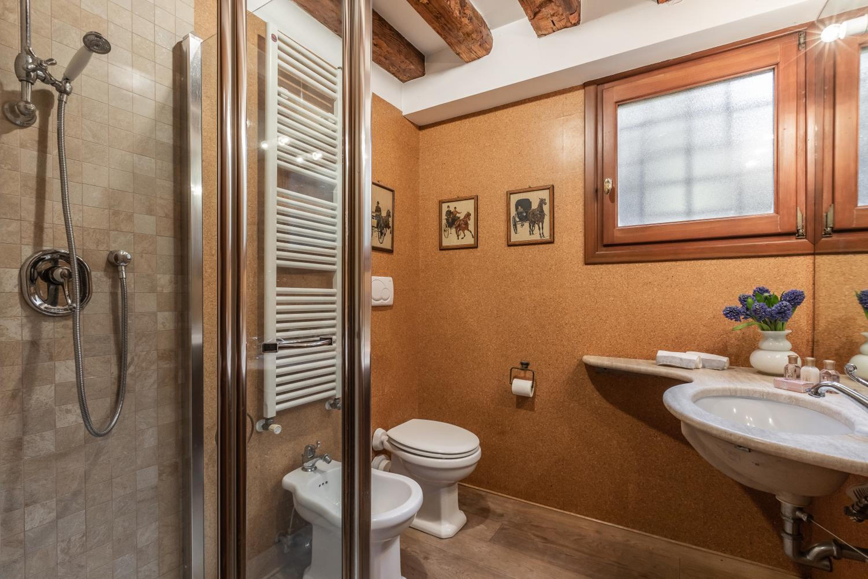 La Tana Cozy Apartment in Campo San Maurizio