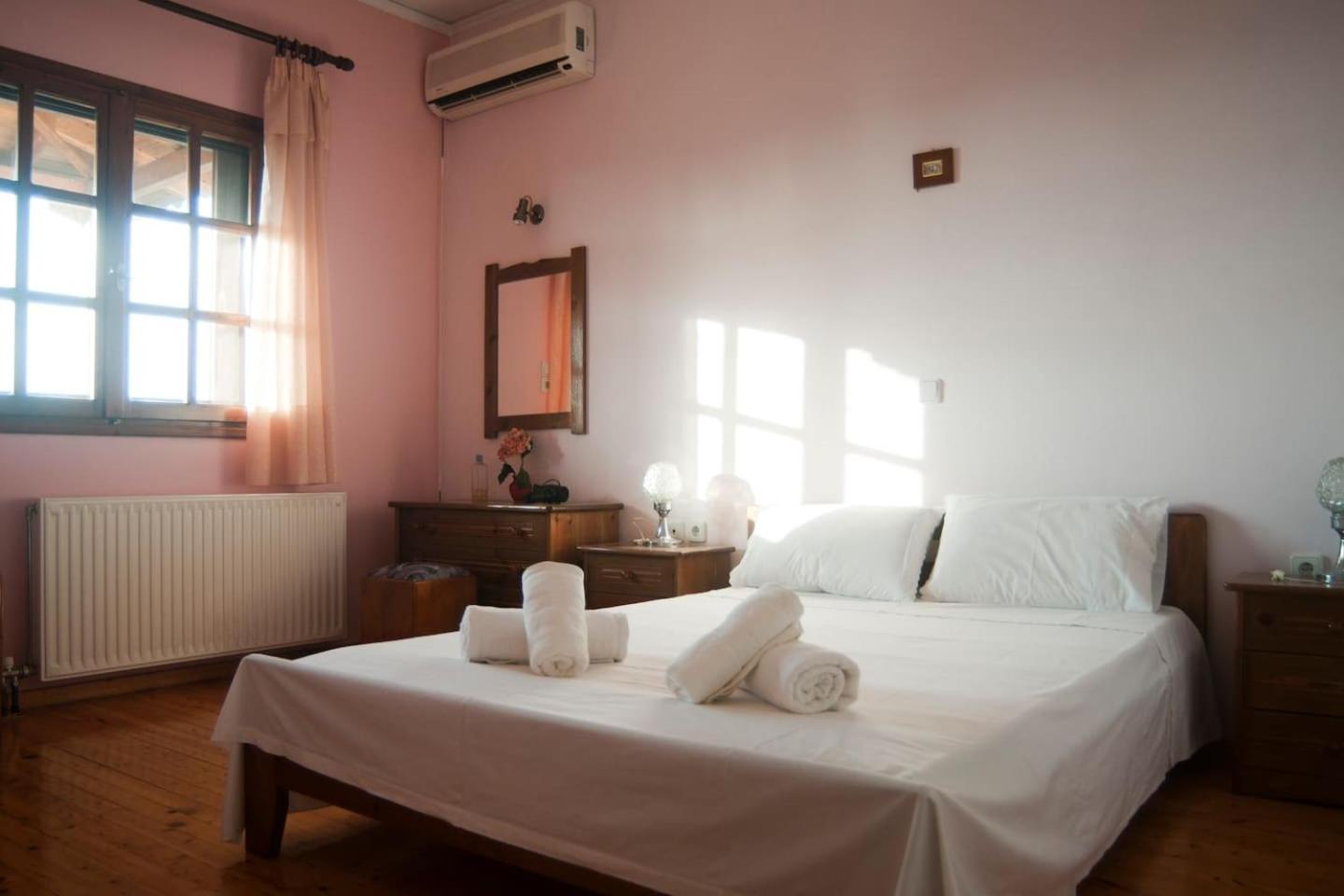 Ancient Olympia Luxury Pool Villa Palace 4Bedroom