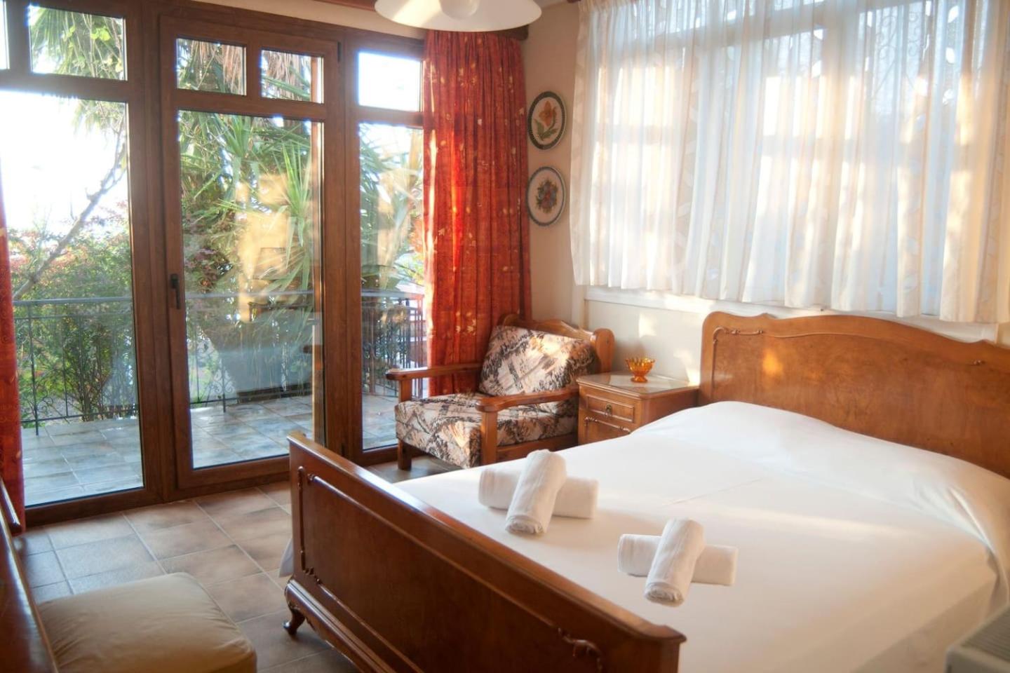 Ancient Olympia Luxury Pool Villa Palace 4Bedroom