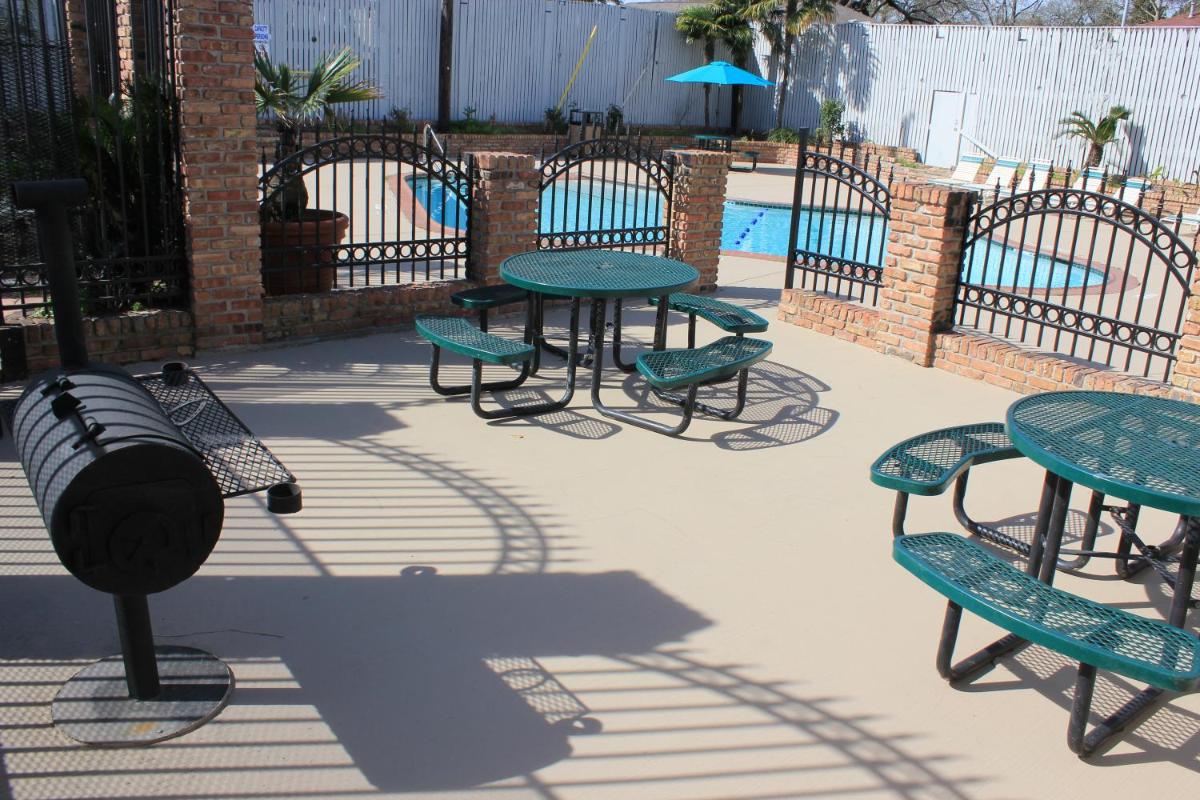 outdoor BBQ area