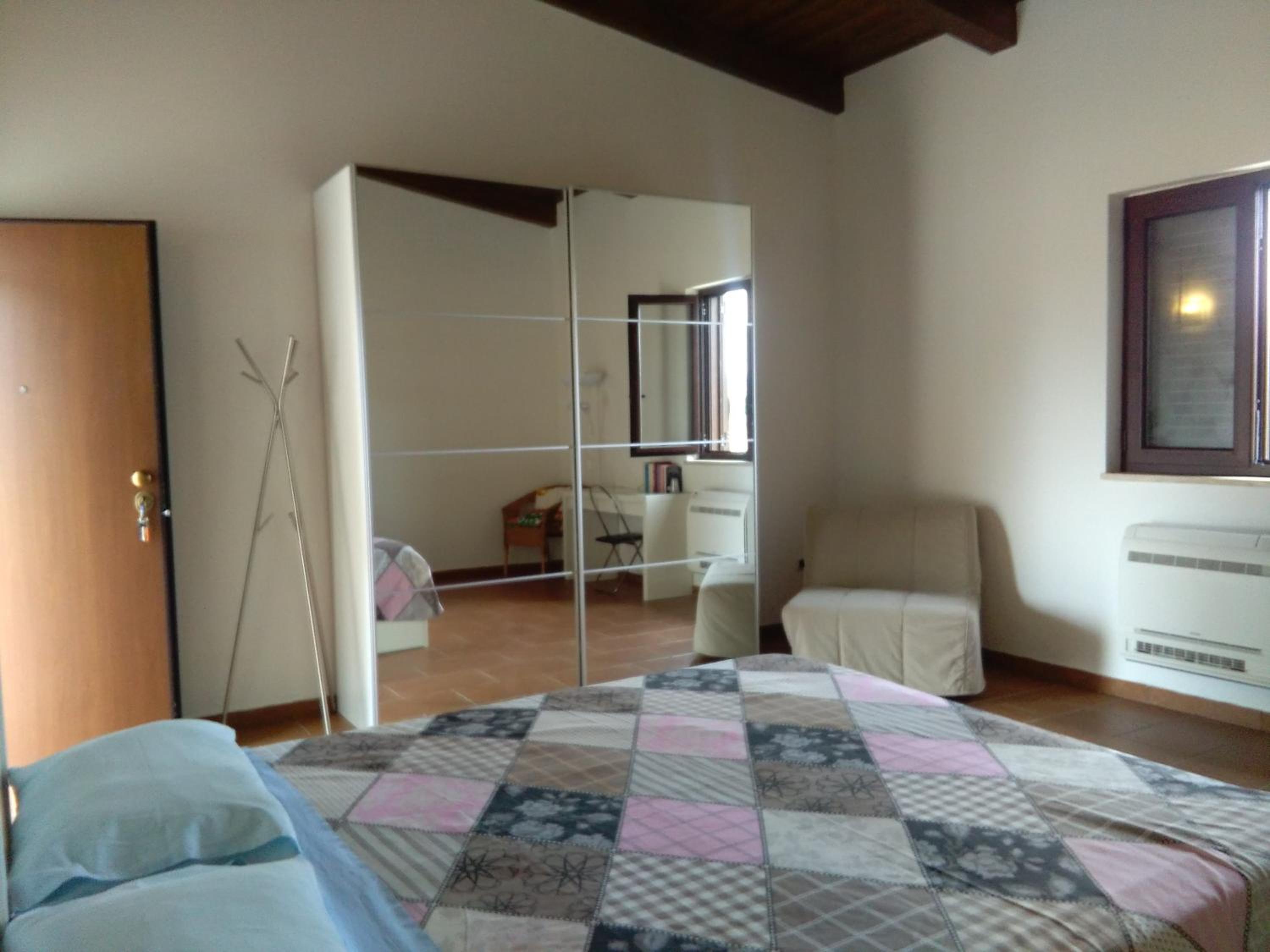 Palazzo Piccolo view 3