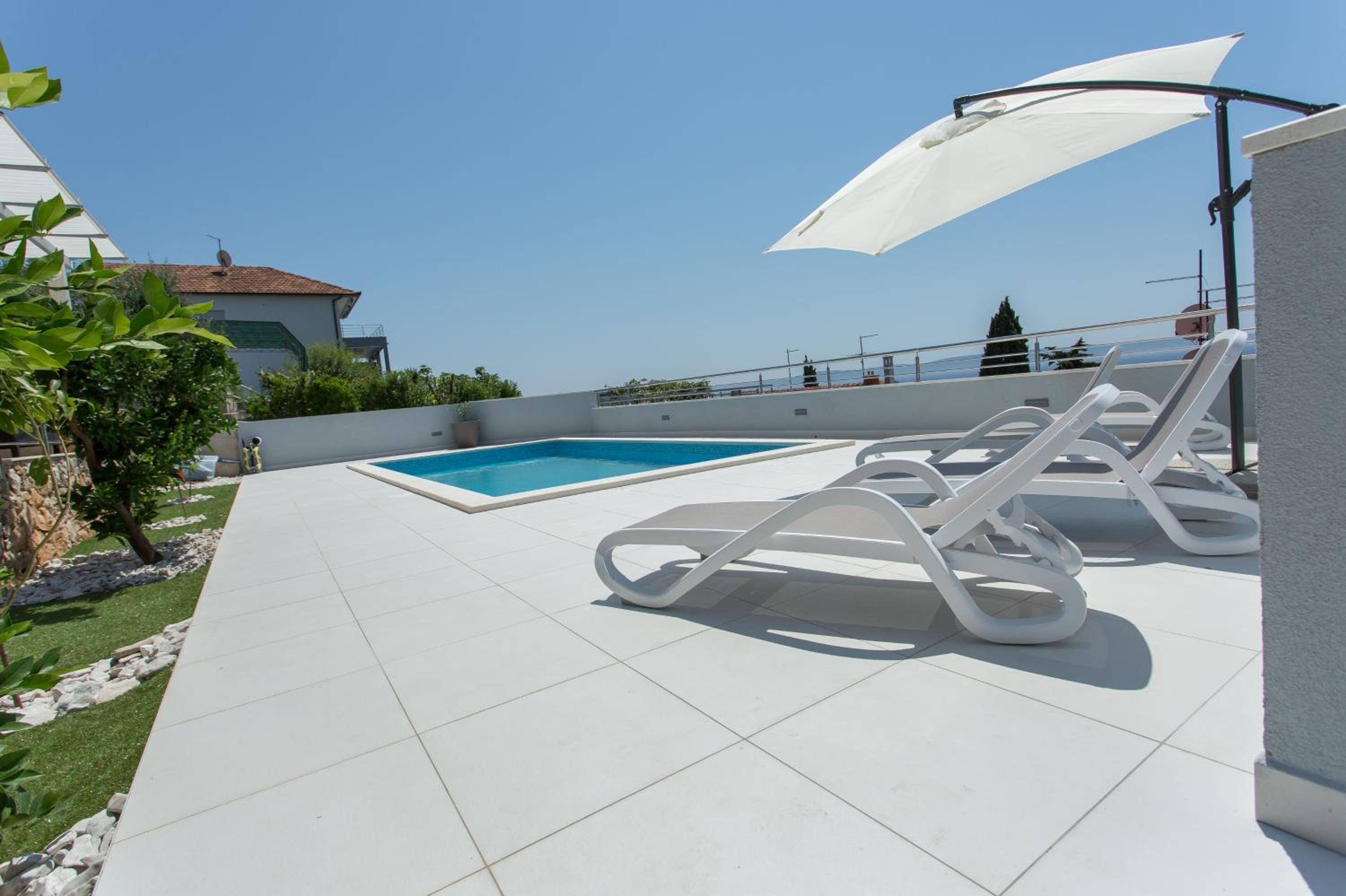 Charming modern house with the new swimming pool - apartment Maya 1 view 3