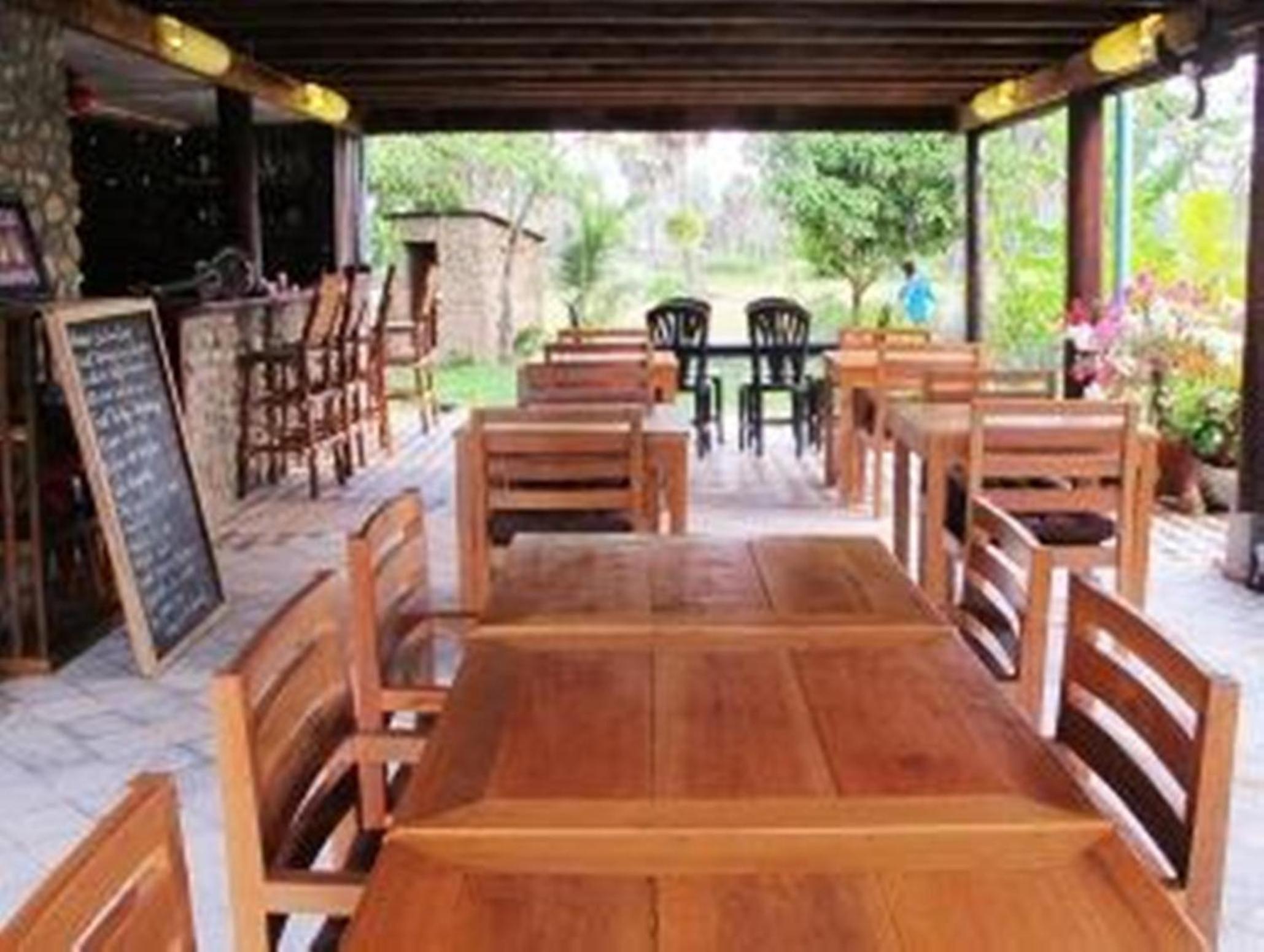 Champa Lodge