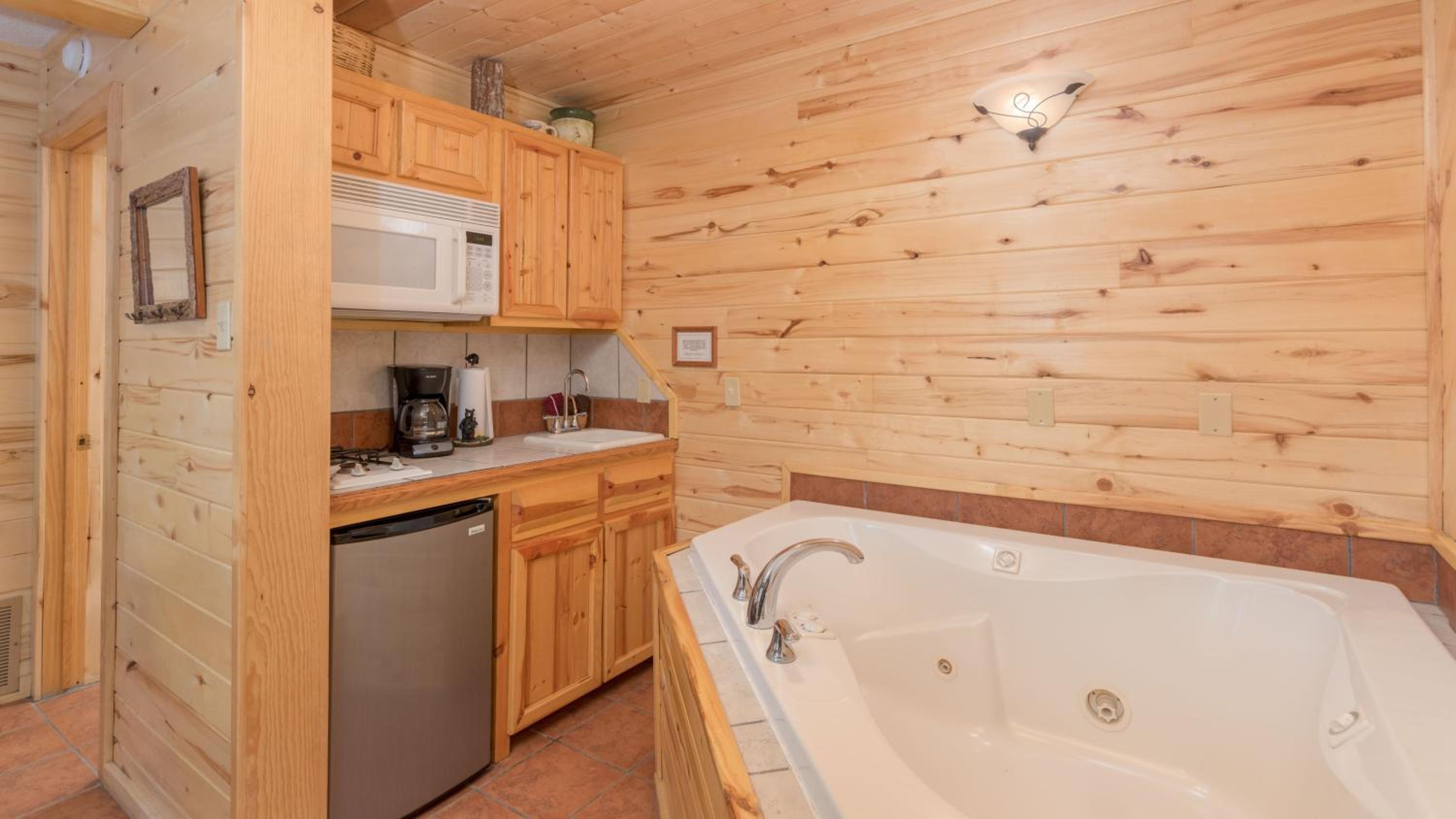 Upper Canyon Inn & Cabins