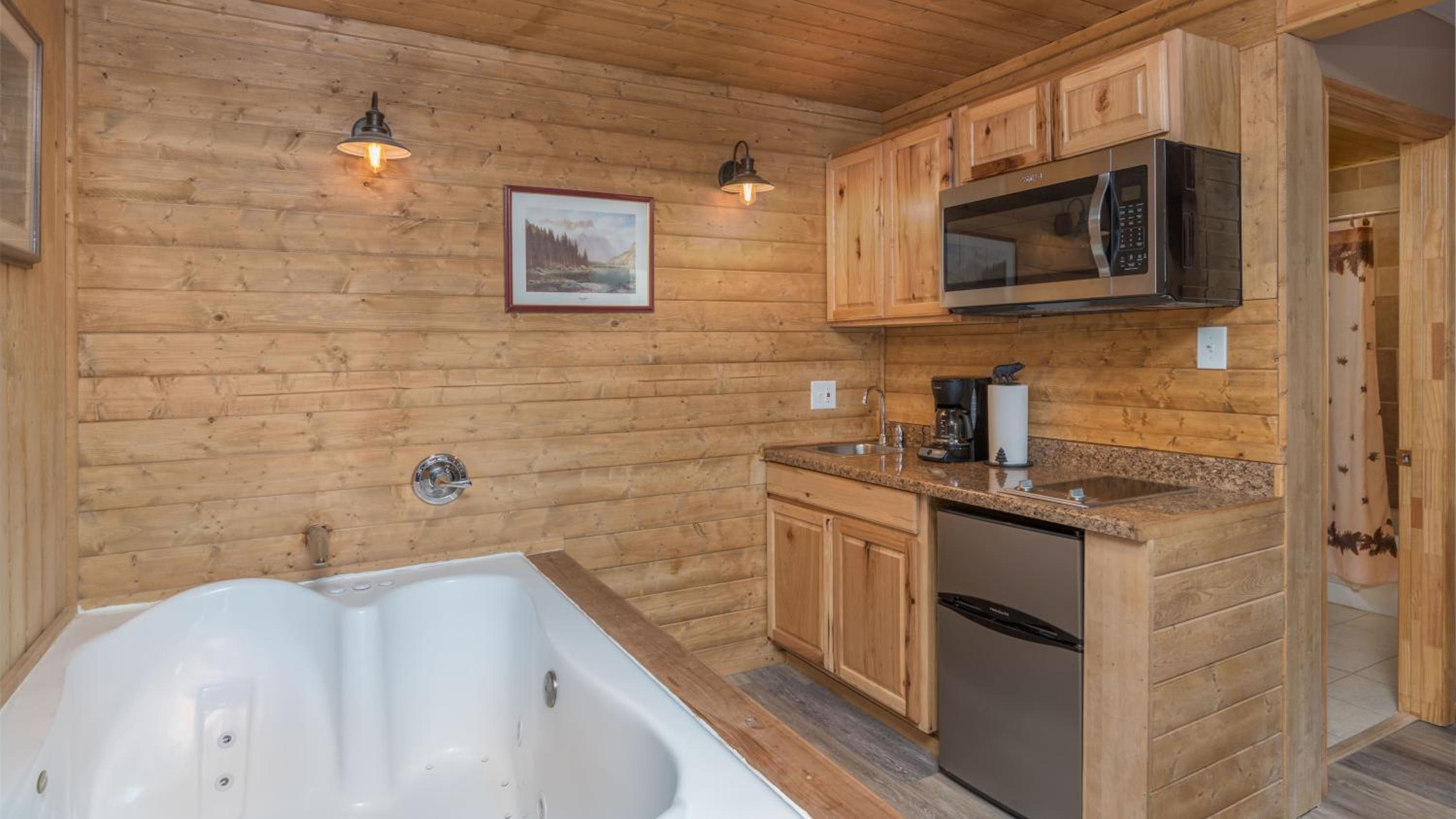 Upper Canyon Inn & Cabins