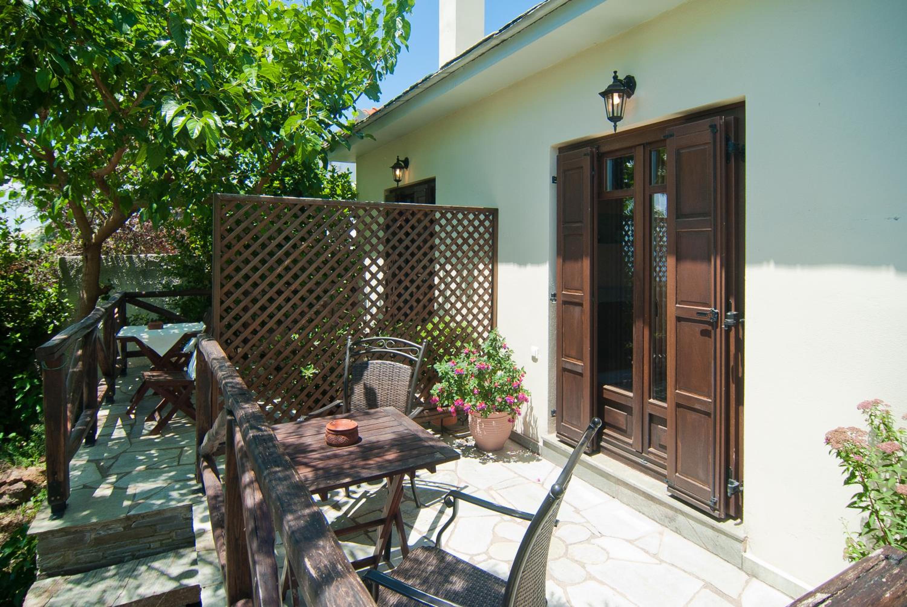 Iliovolo Guesthouse