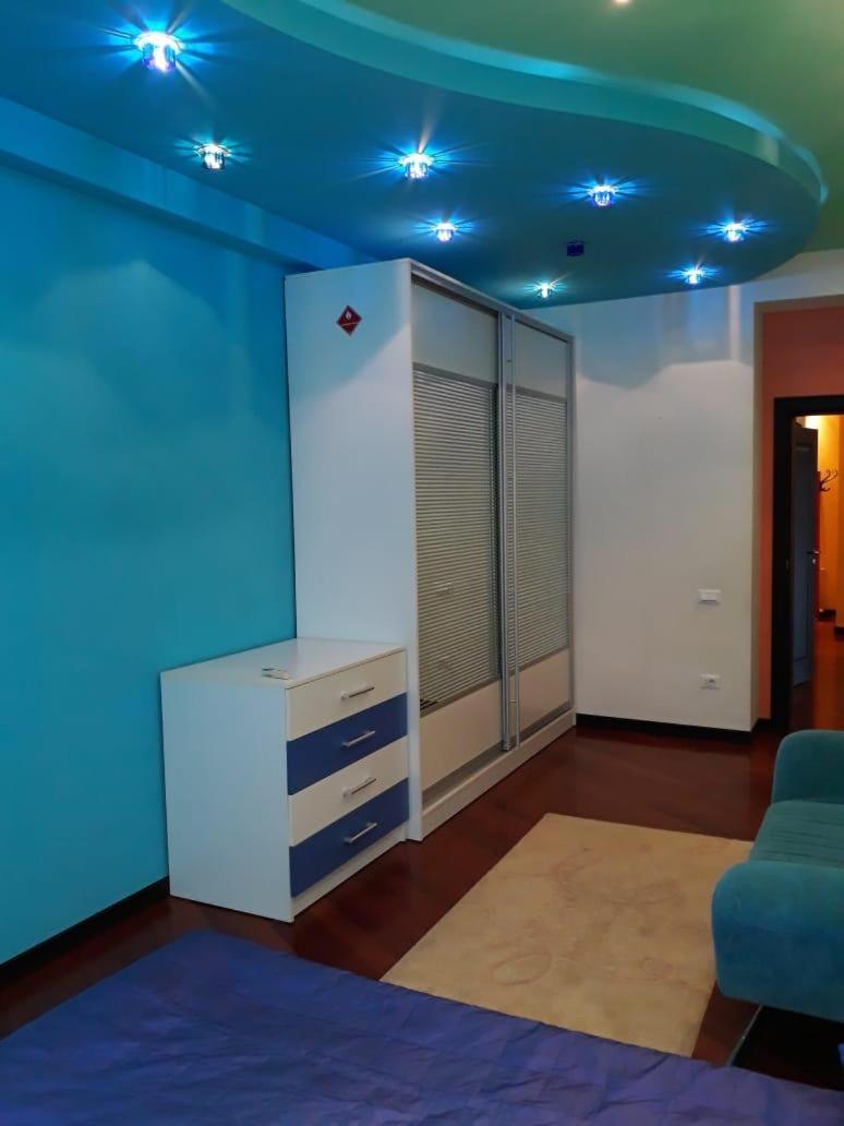 BAKU CITY CENTER 3. Bedrooms 3.
