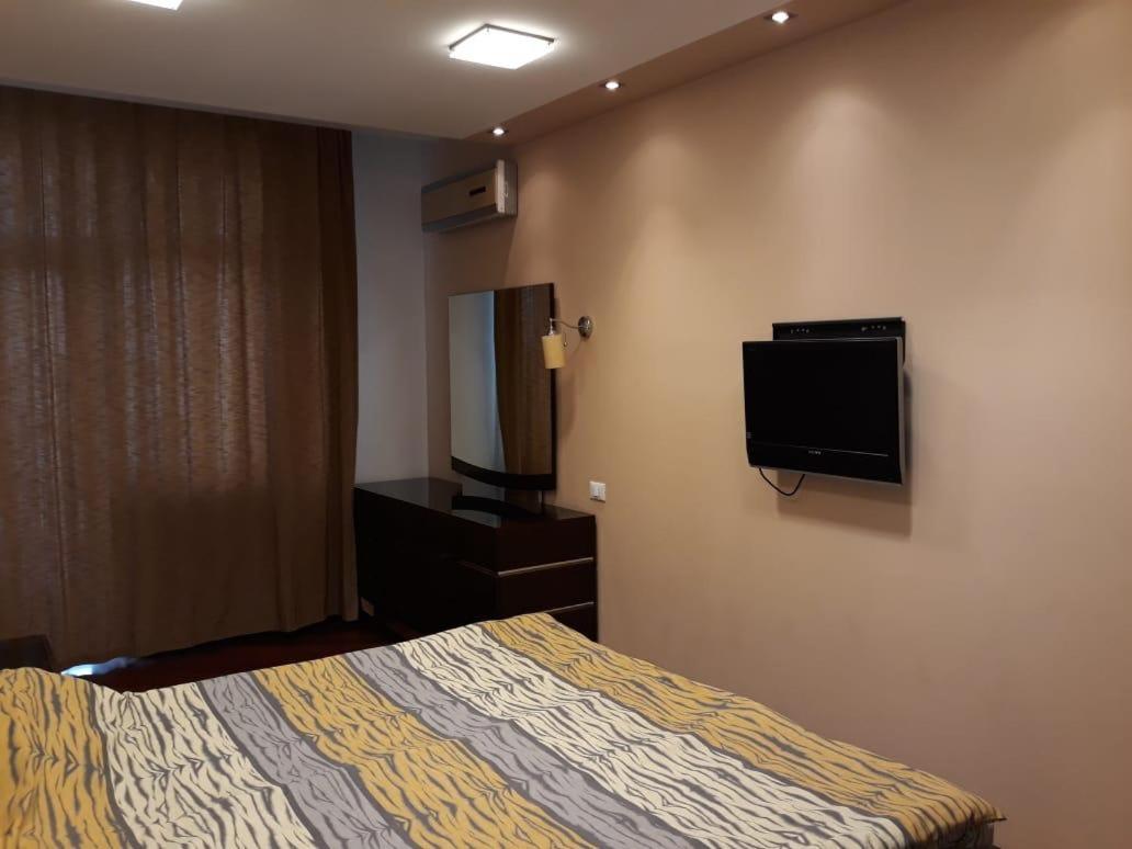 BAKU CITY CENTER 3. Bedrooms 3.
