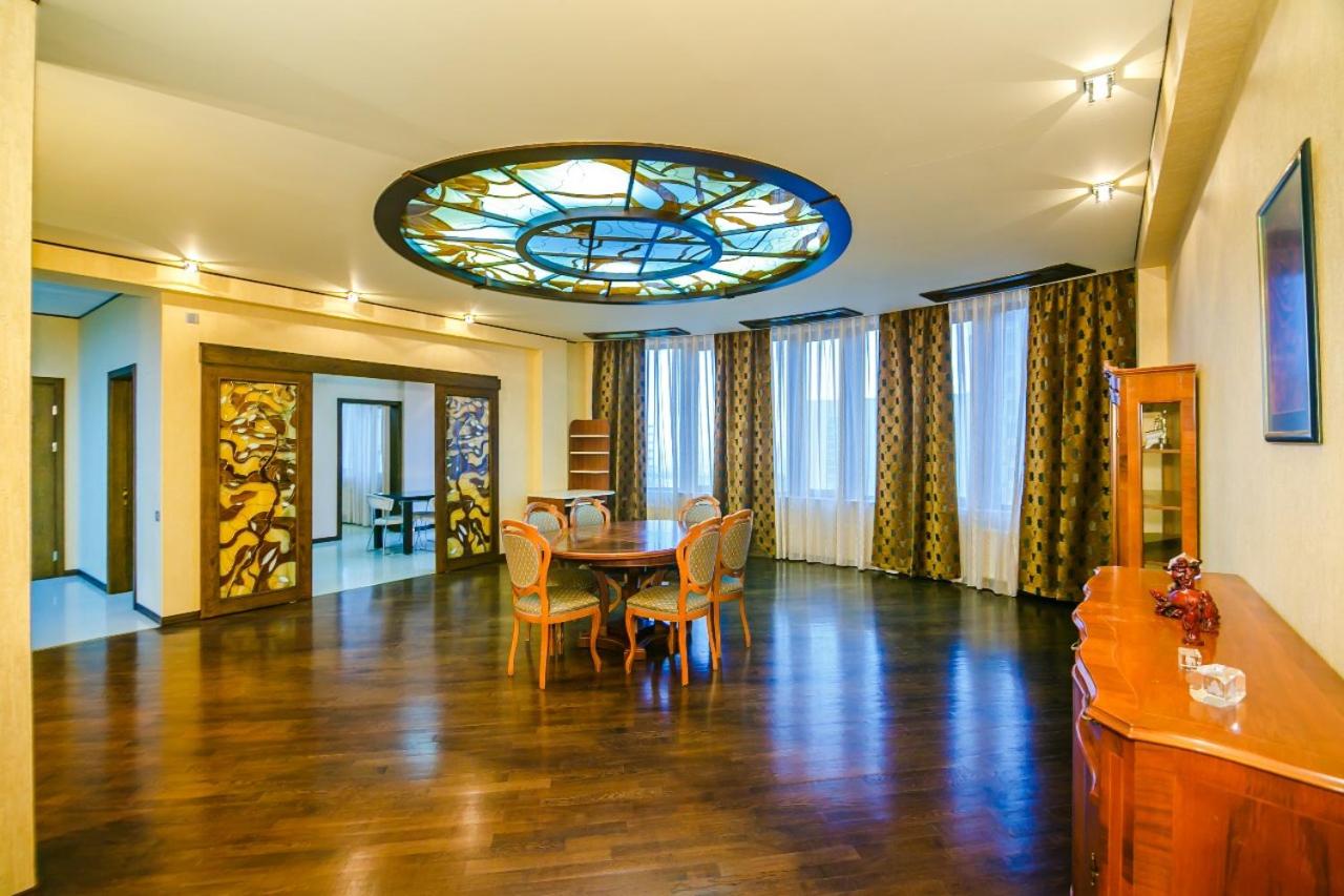 BAKU CITY CENTER 4. Bedrooms 4.