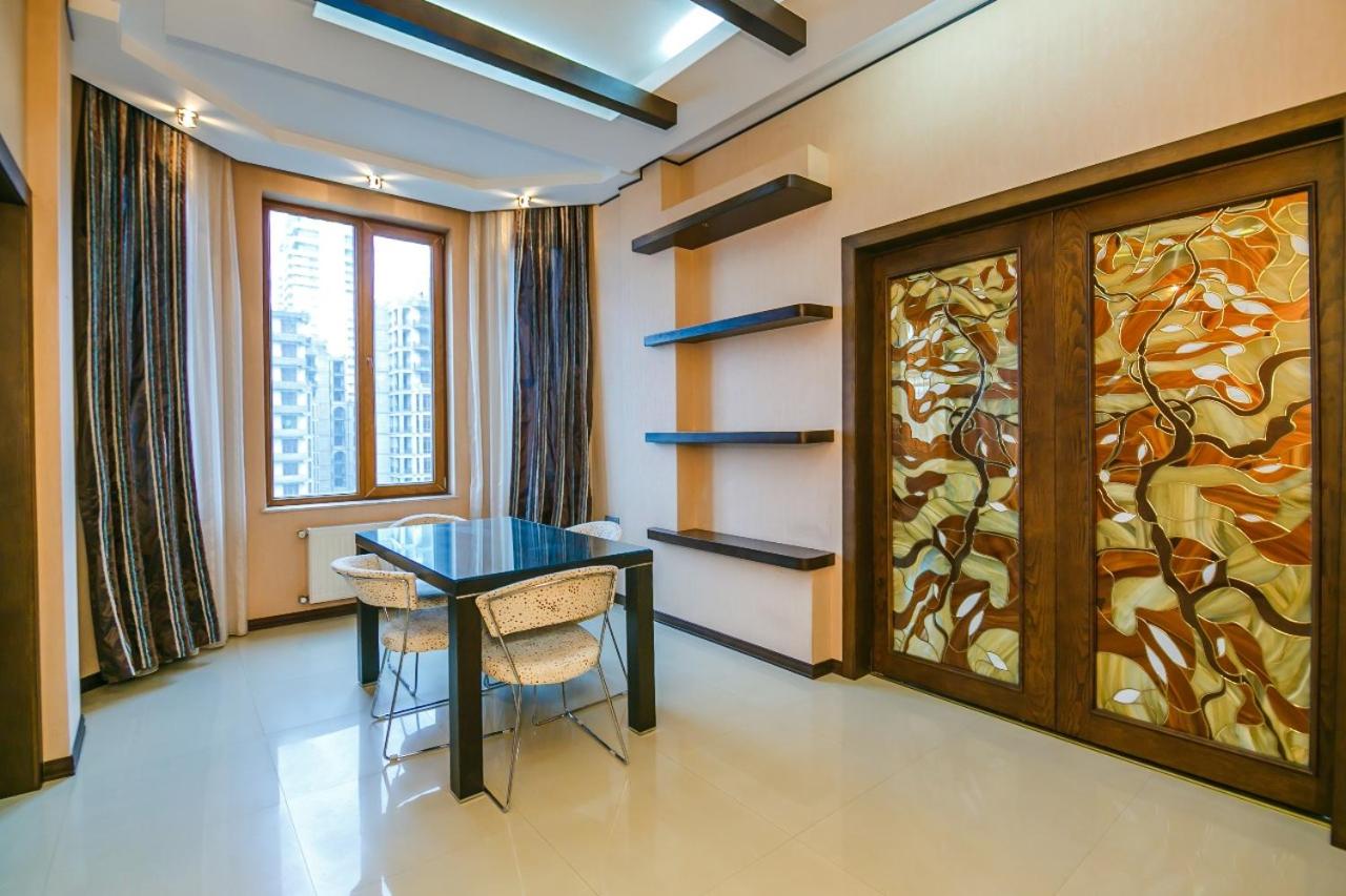 BAKU CITY CENTER 4. Bedrooms 4.