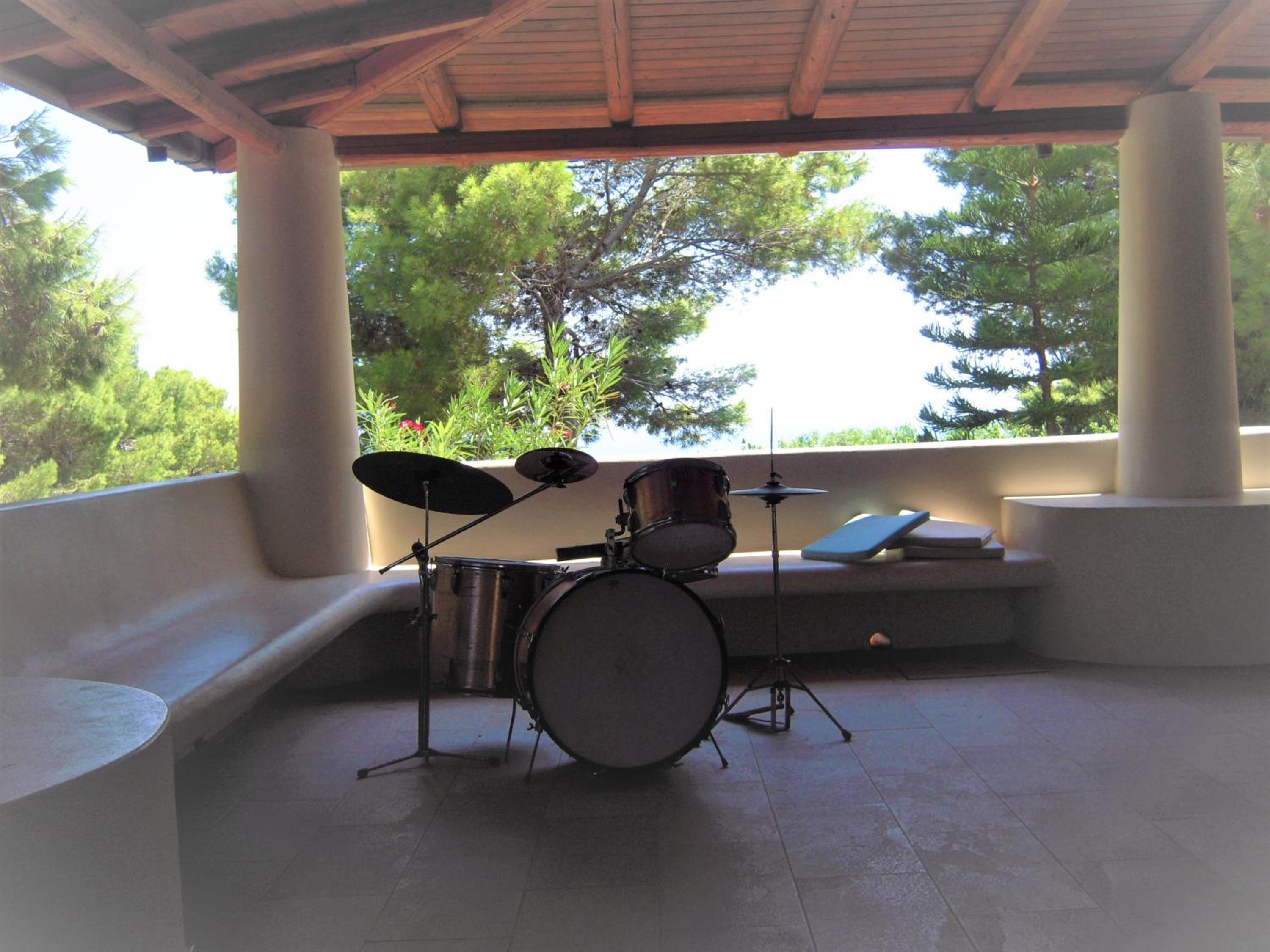 Photo 12