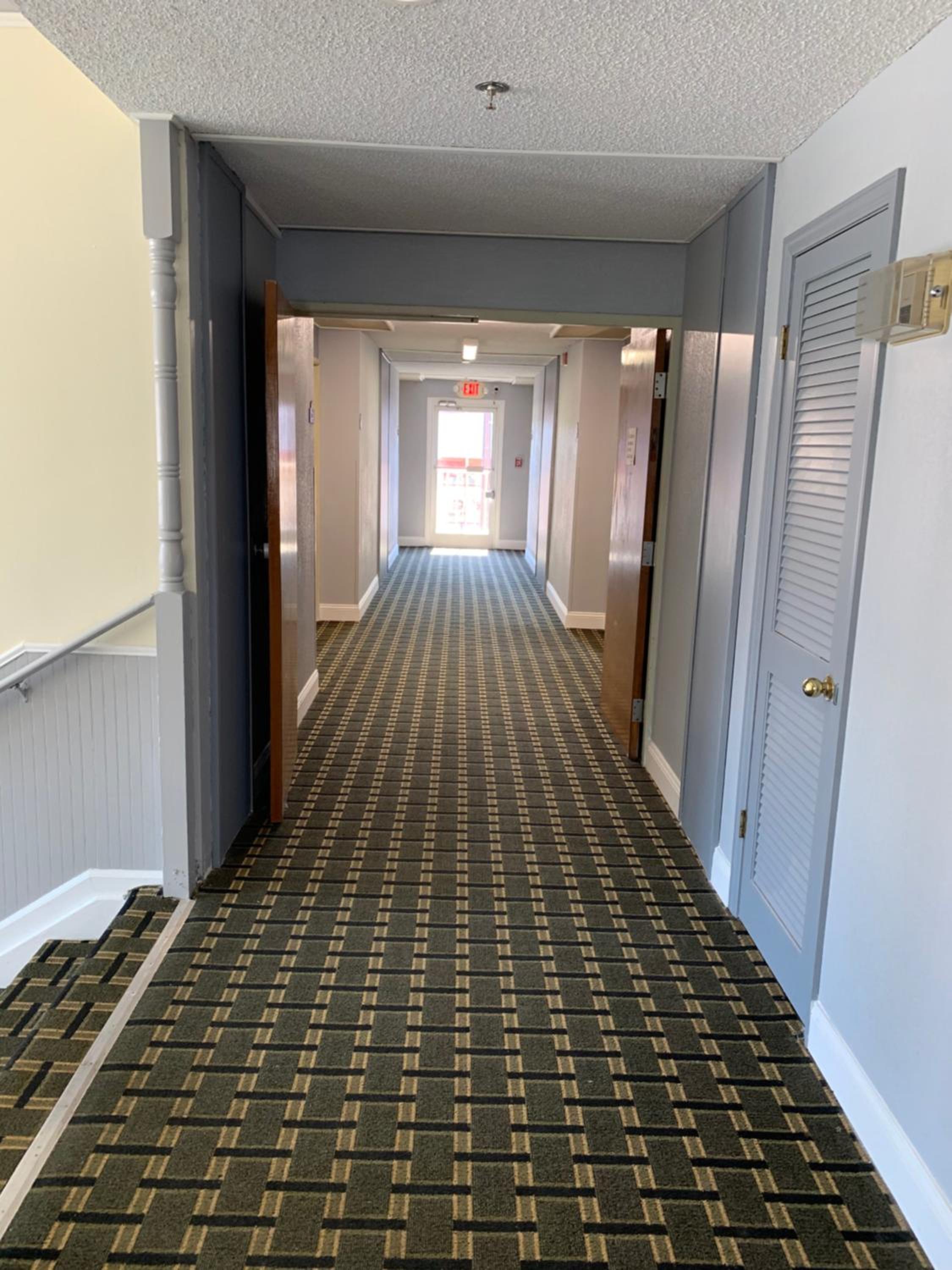 Days Inn by Wyndham Thomson view 4
