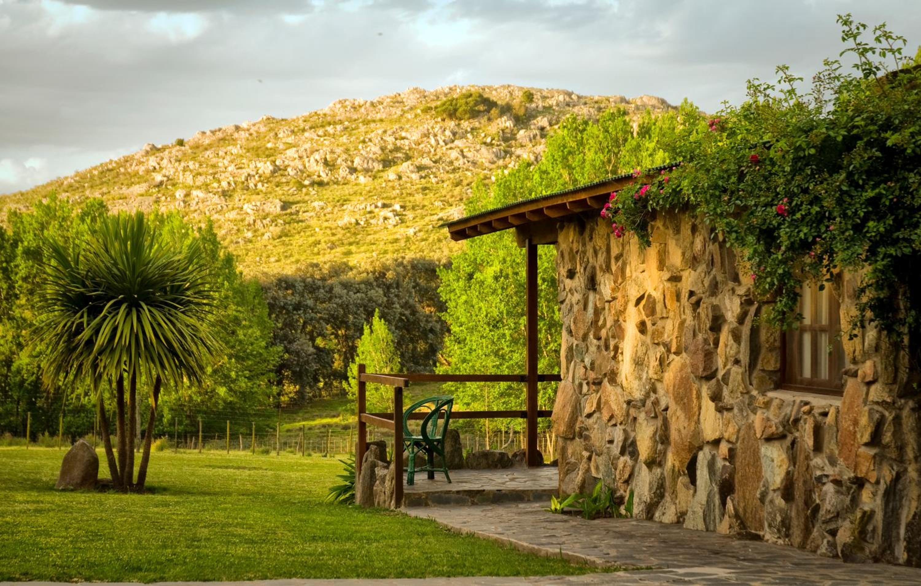 Hostería & Spa De La Cascada