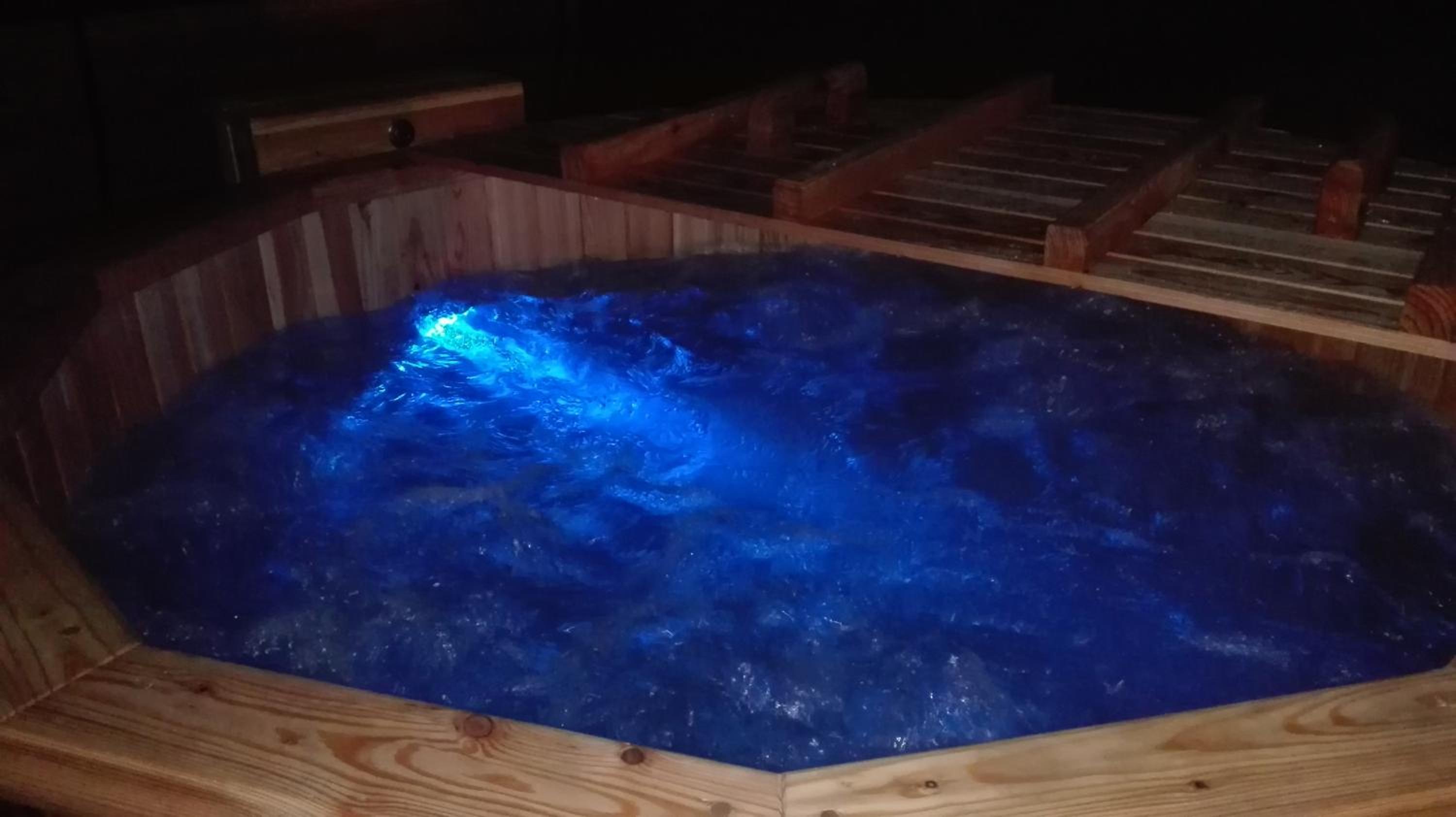 Jacuzzi