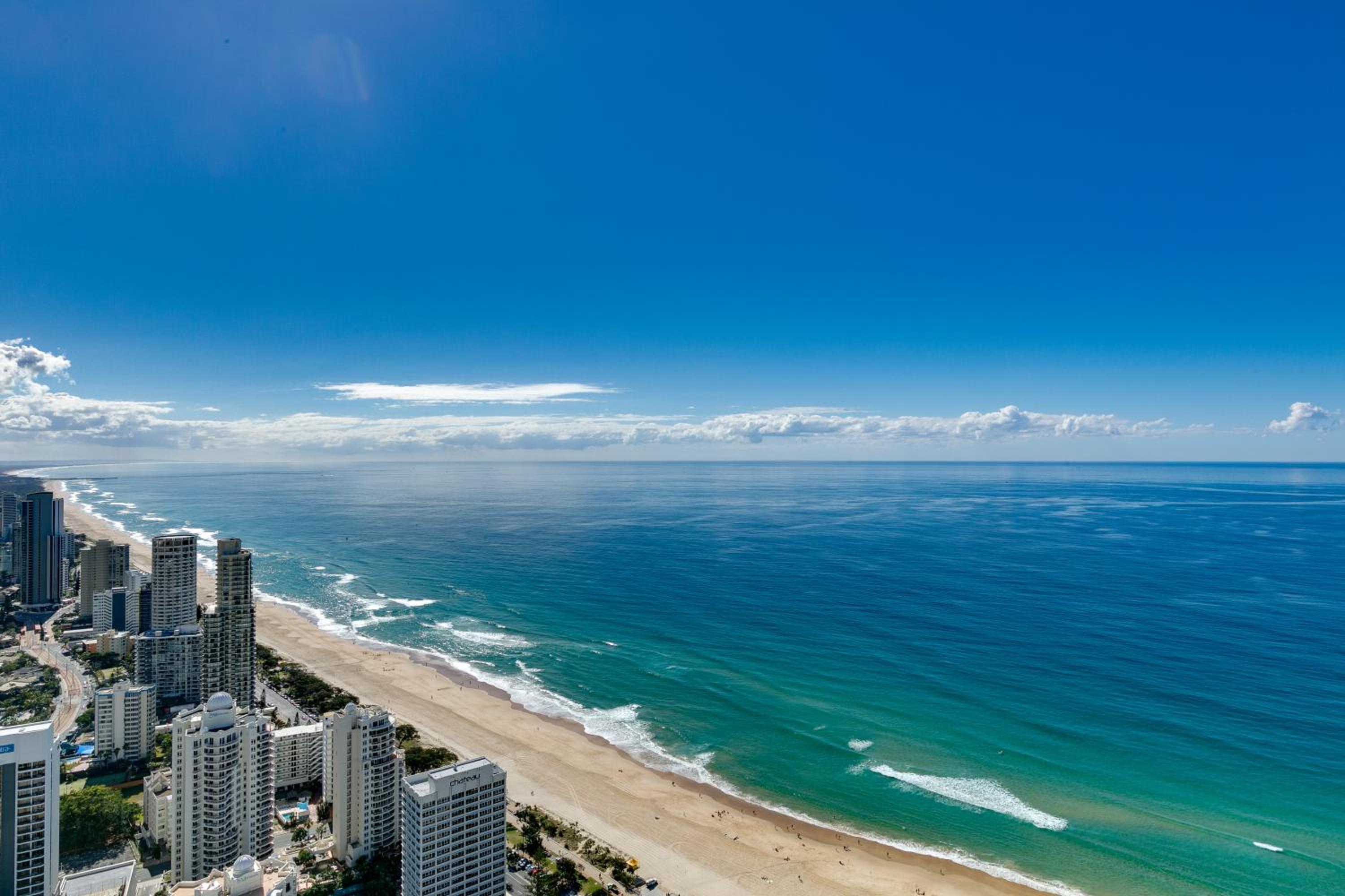 Number 1 H Residences - WiFi, Parking & More by Gold Coast Holidays