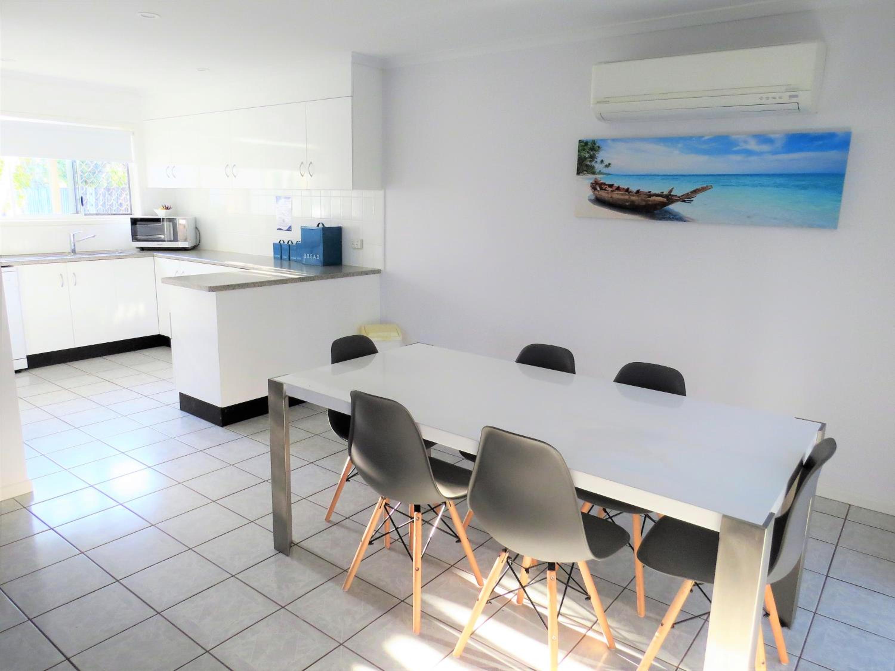 The Shores Holiday Apartments