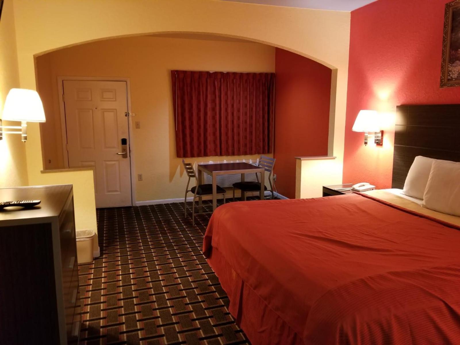 Texan Inn & Suites view 4