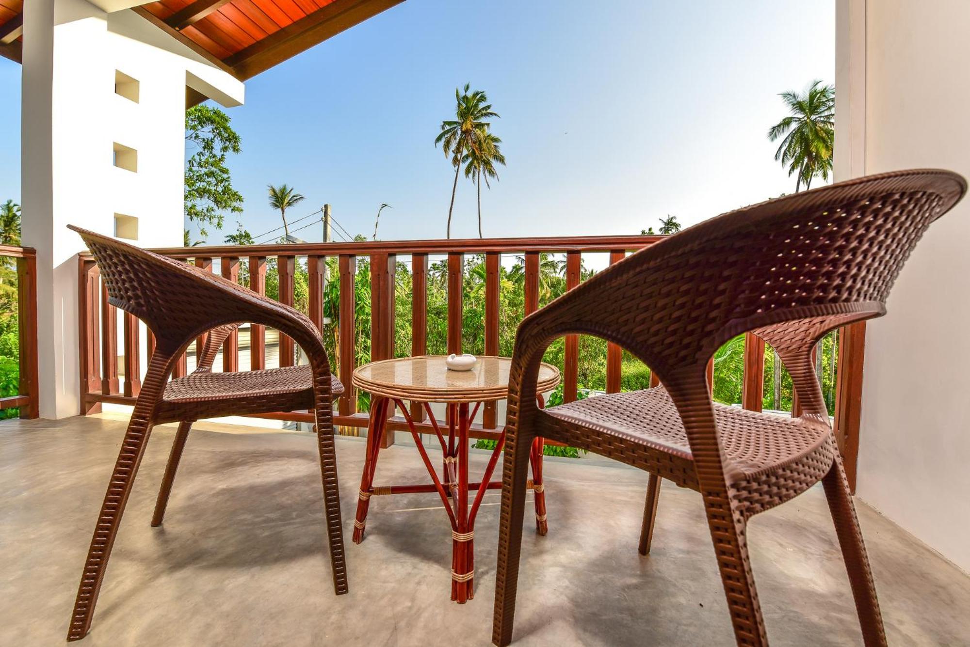 Villa Effort view 2