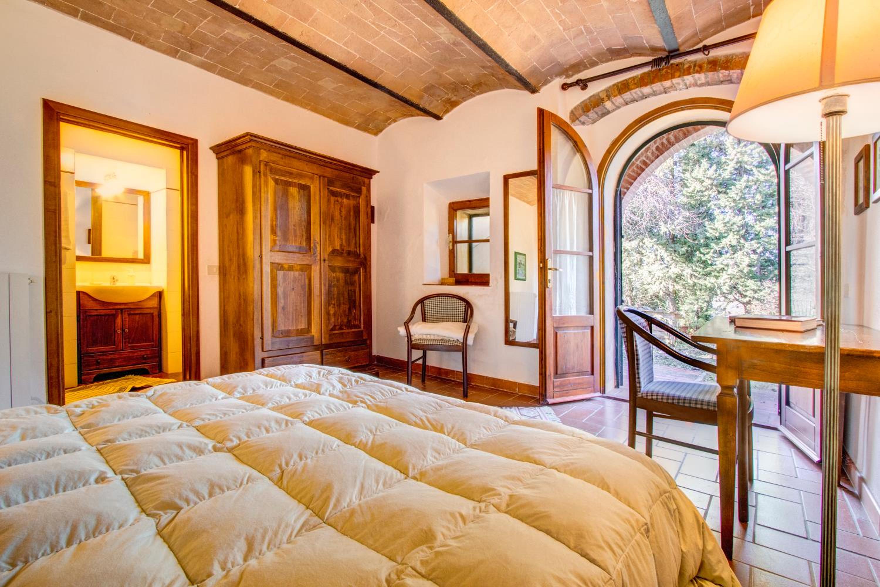 Photo 35