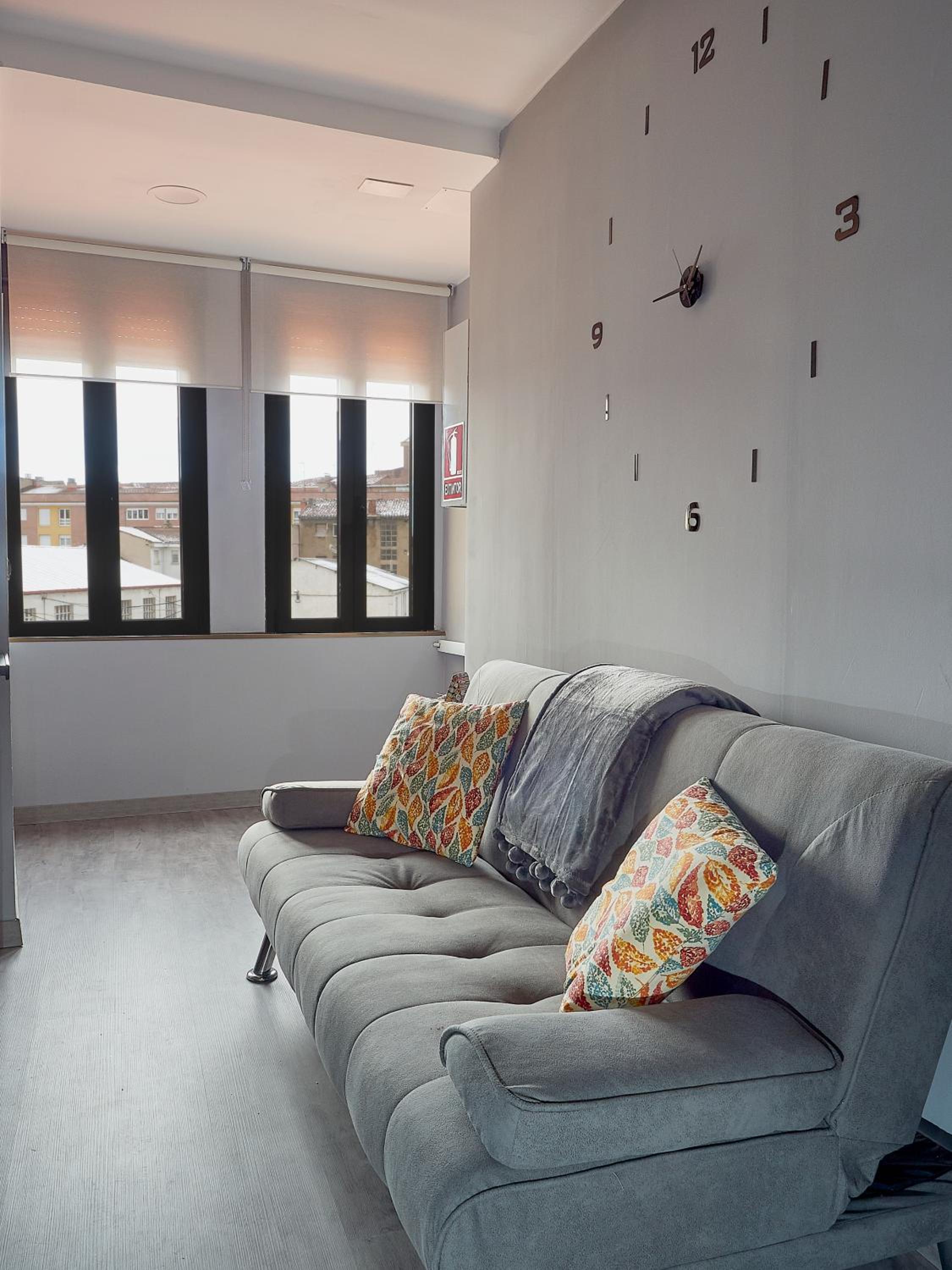 Entrevias Lodging - con Garaje y WIFI
