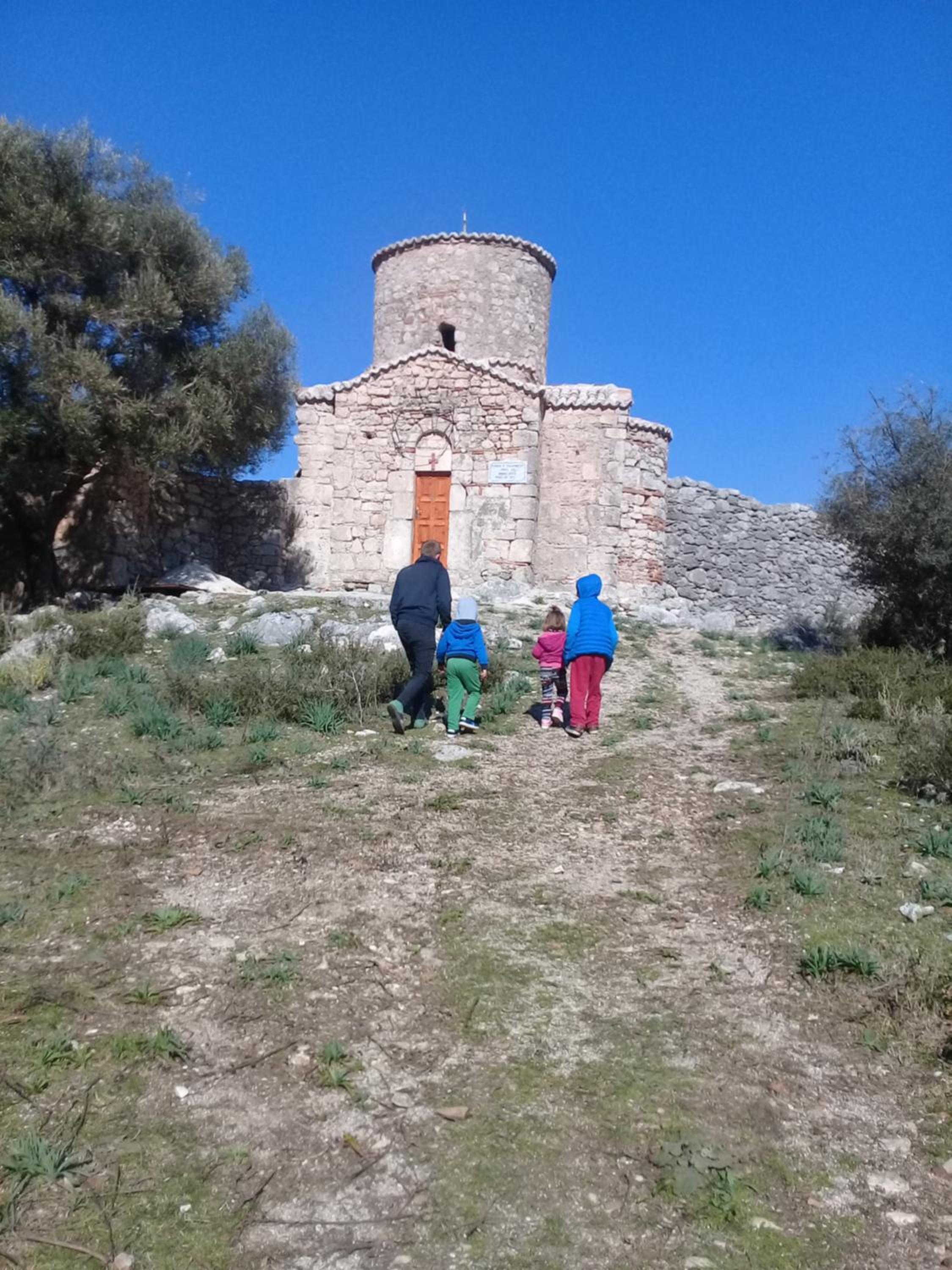 Sunset House Aurora&Ersi