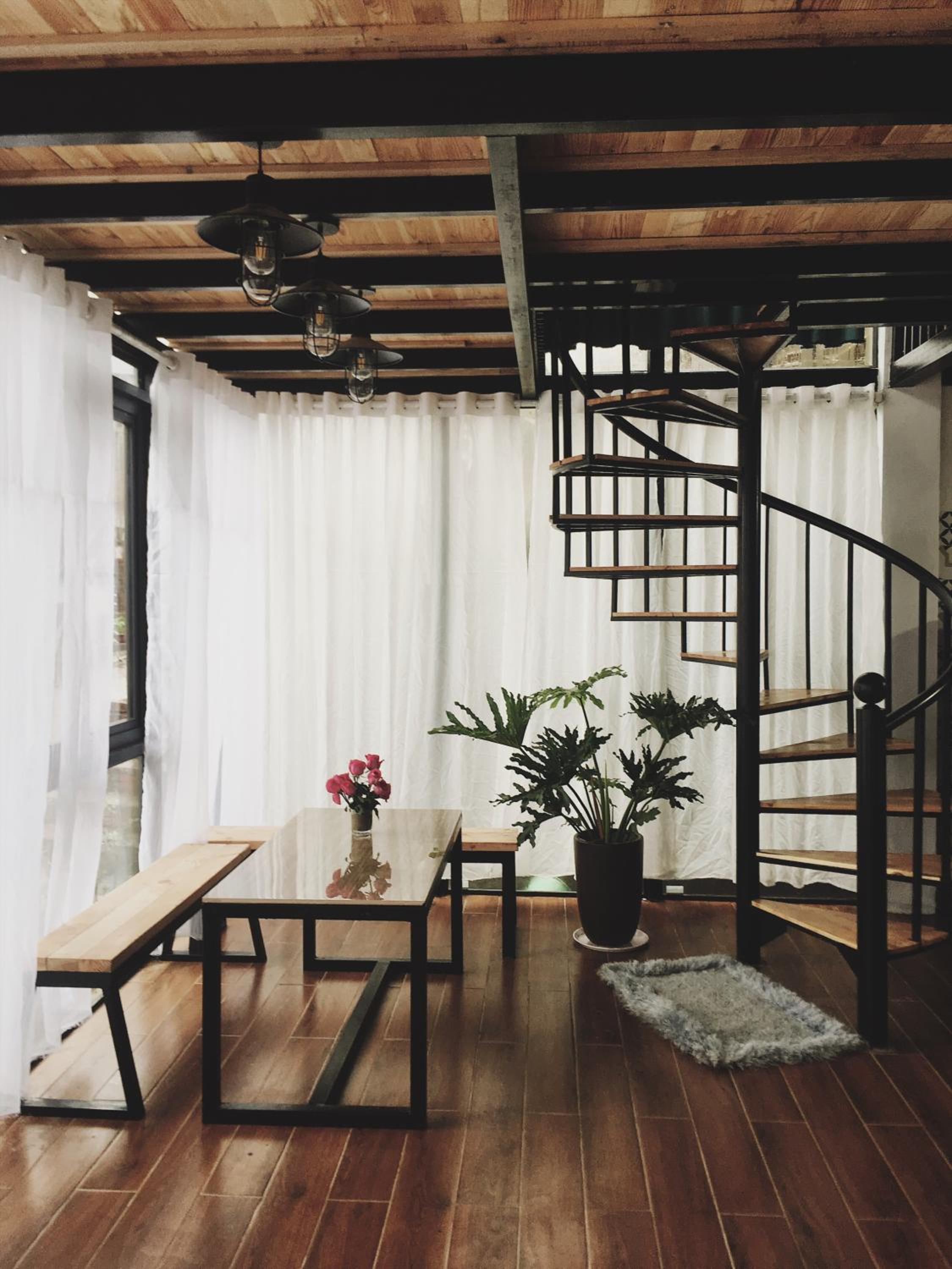 Bách Xanh House. Nhà Gác Lửng view 2