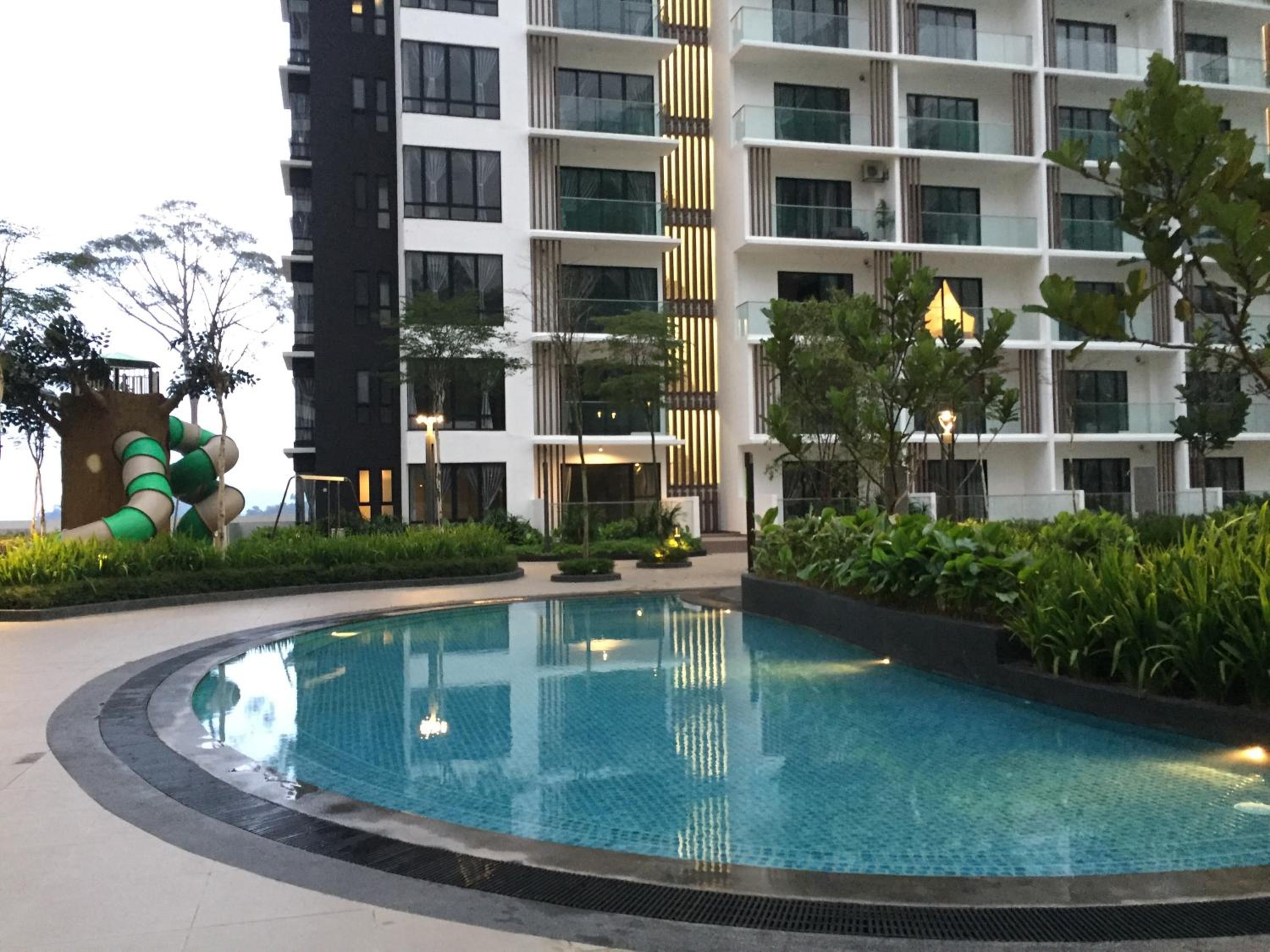 12pax Golden Shine Homestay @Midhills Genting photo 6