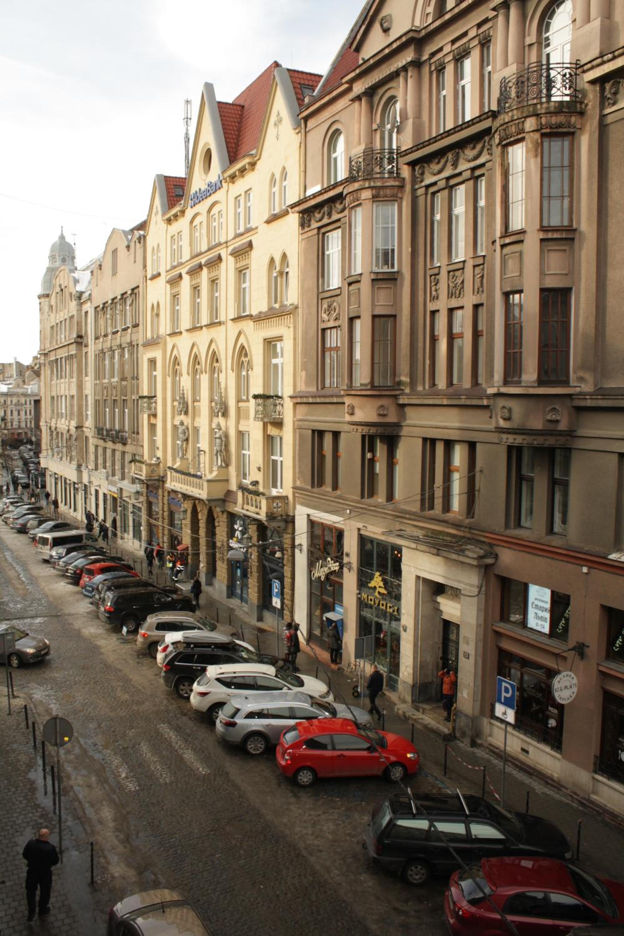 LVIV WALL STREET APT view 5