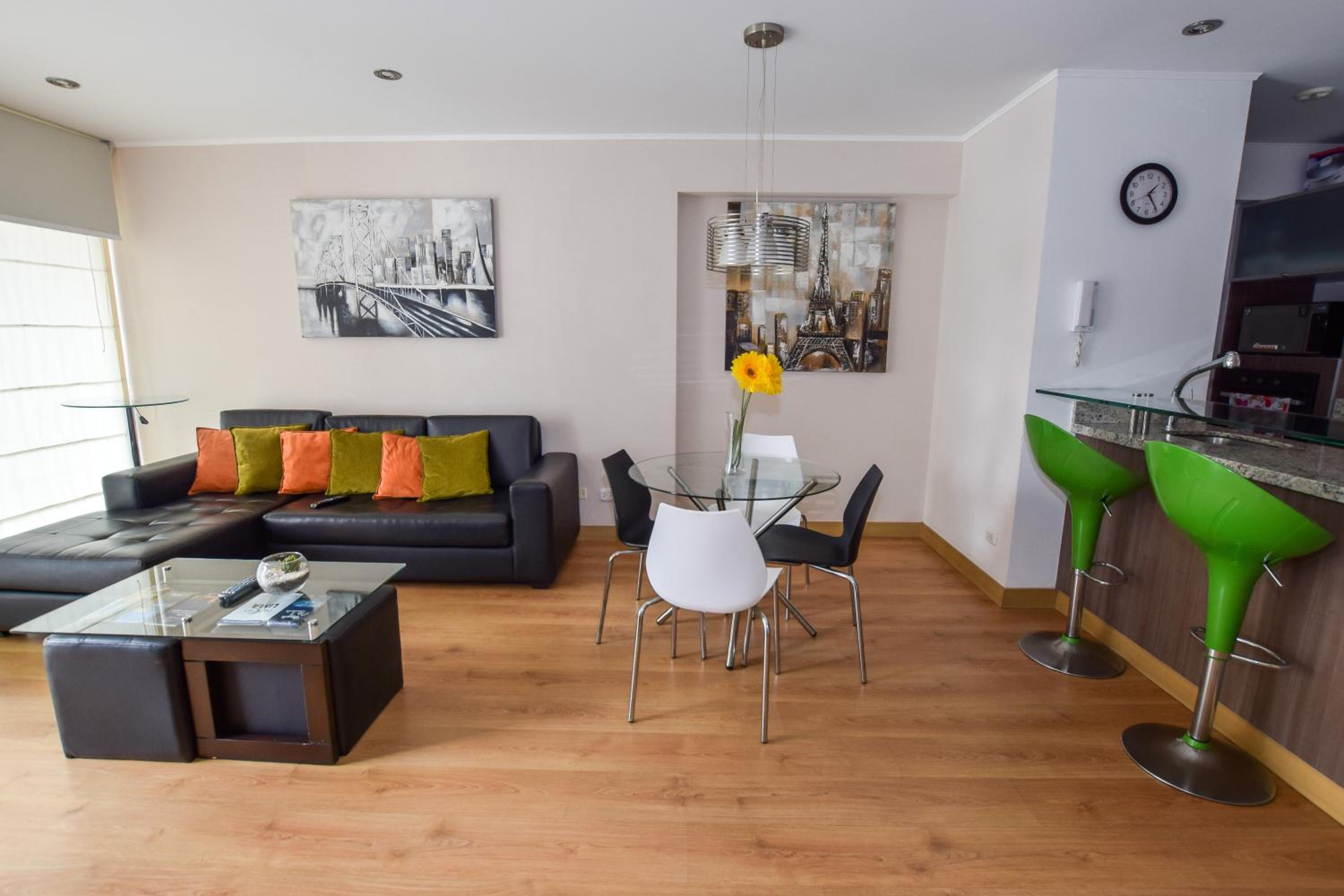Miraflores Apartments 570 Pardo Ave by Private Host