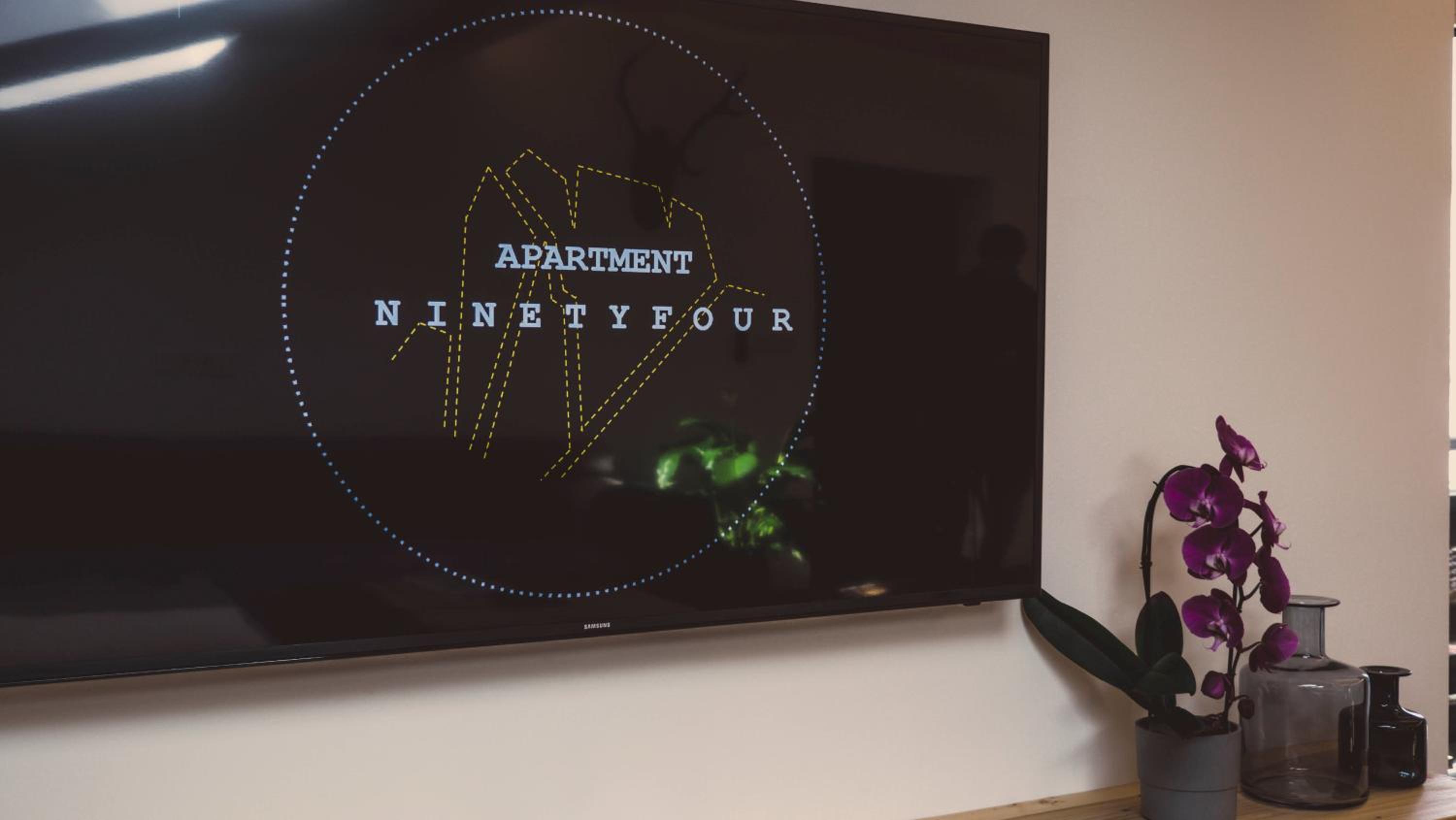 Apartment NinetyFour