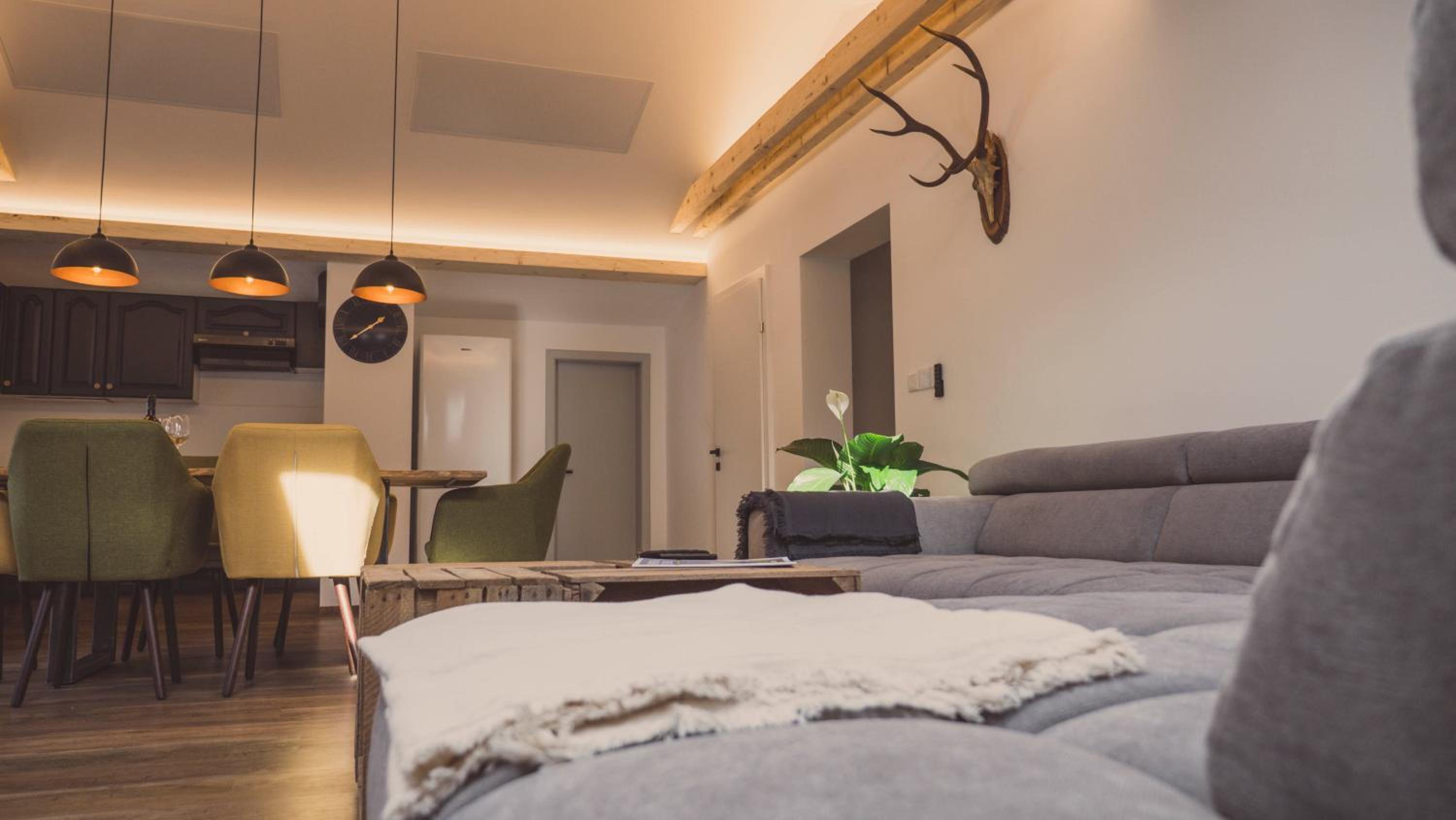 Apartment NinetyFour