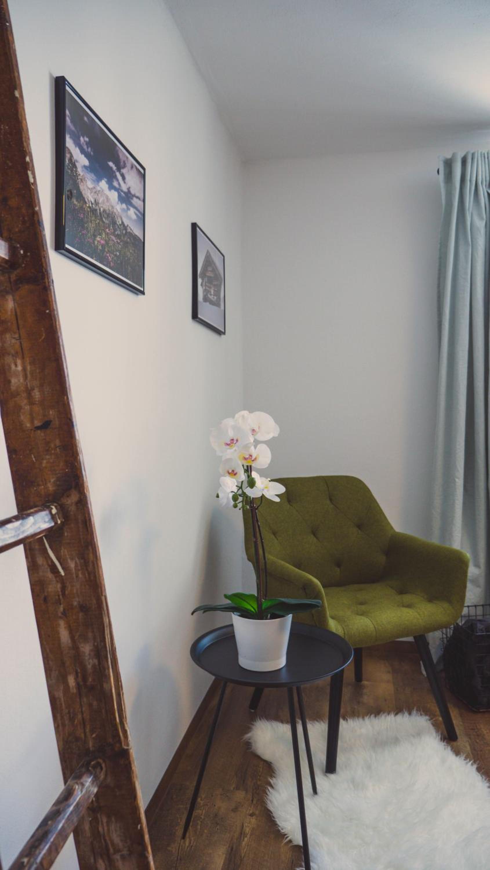 Apartment NinetyFour