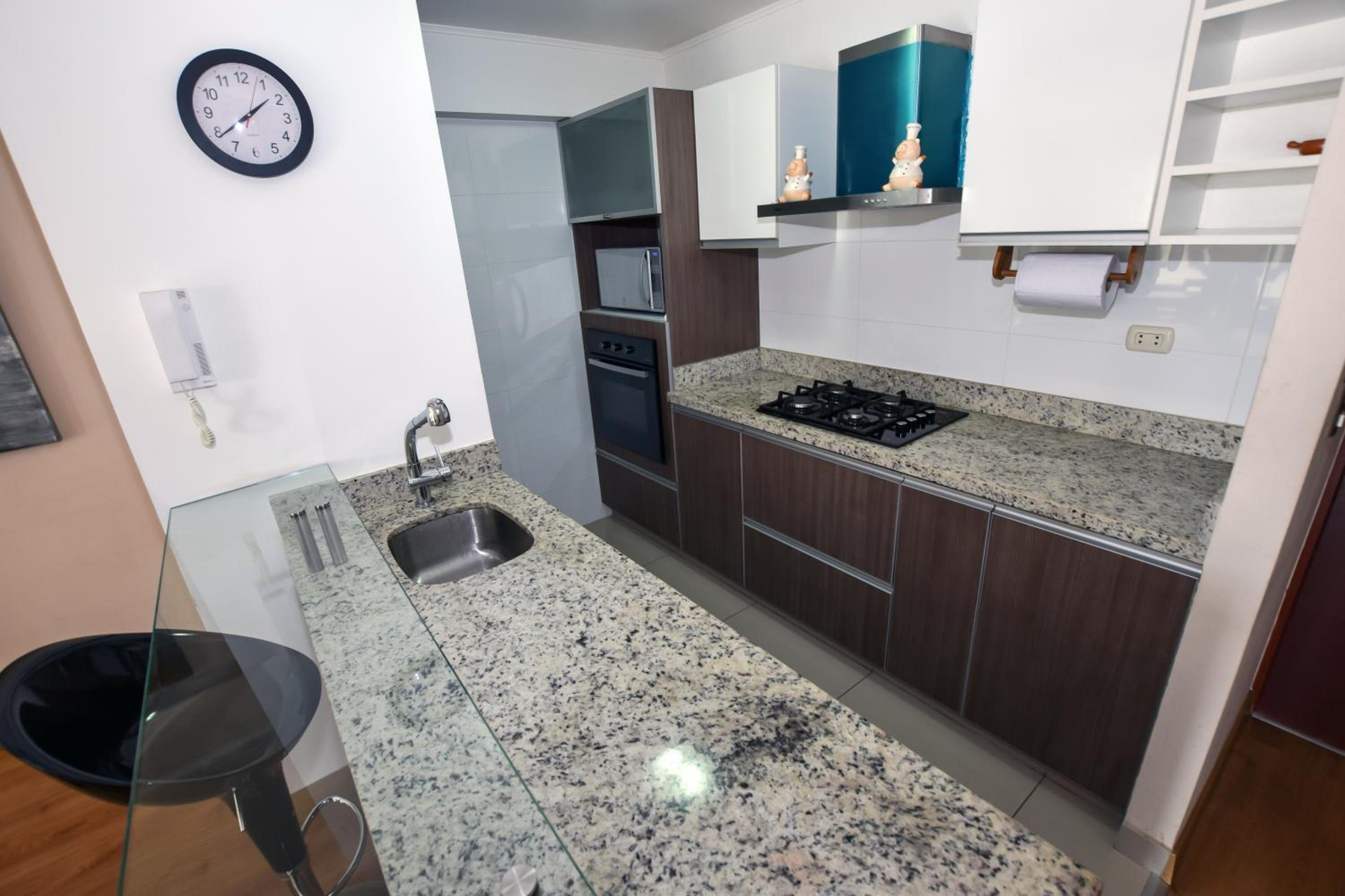 Miraflores Apartments 570 Pardo Ave by Private Host