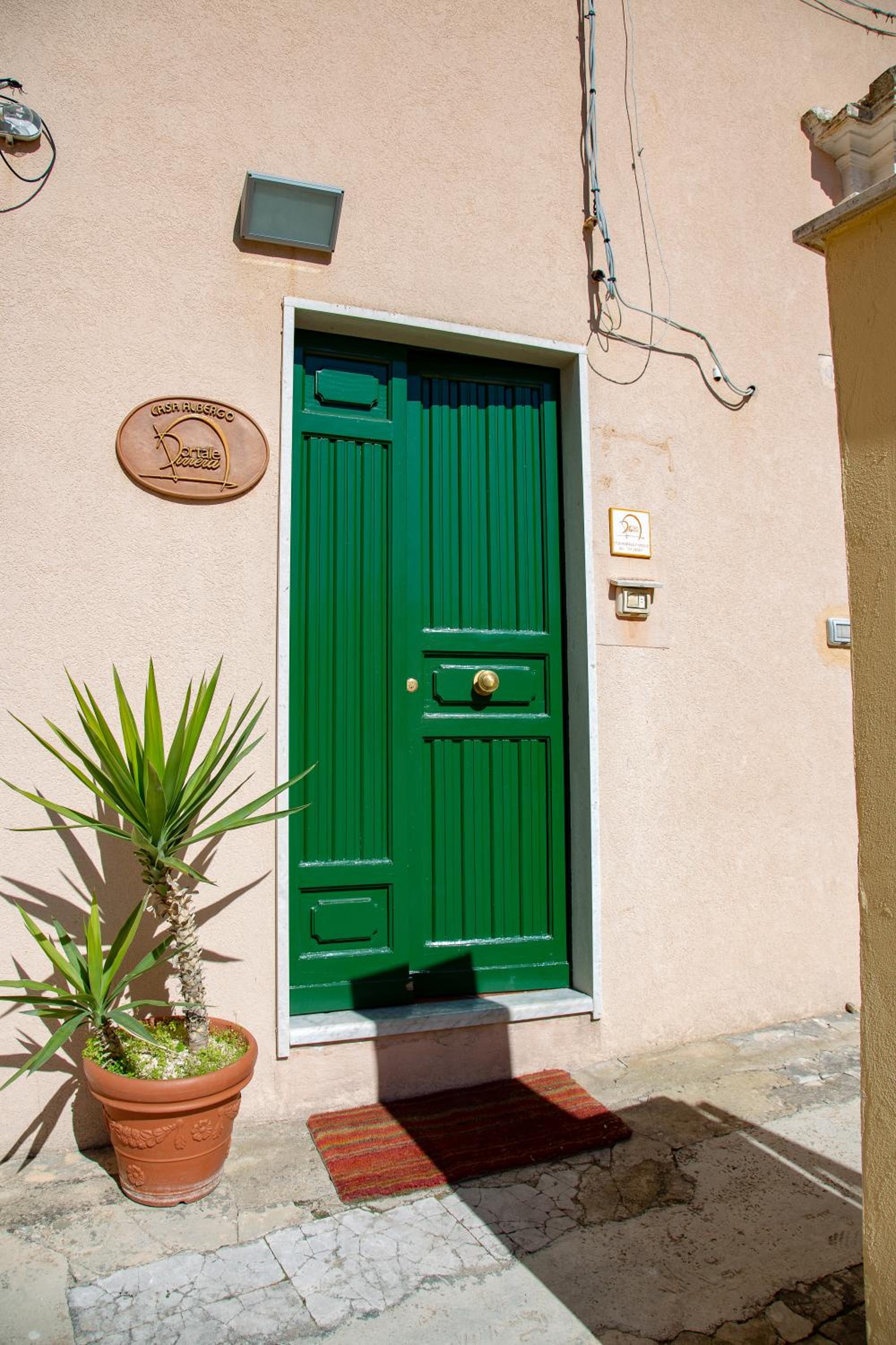 Modica Vacations - Holiday Rooms Portale Pirrera - Property Image 18