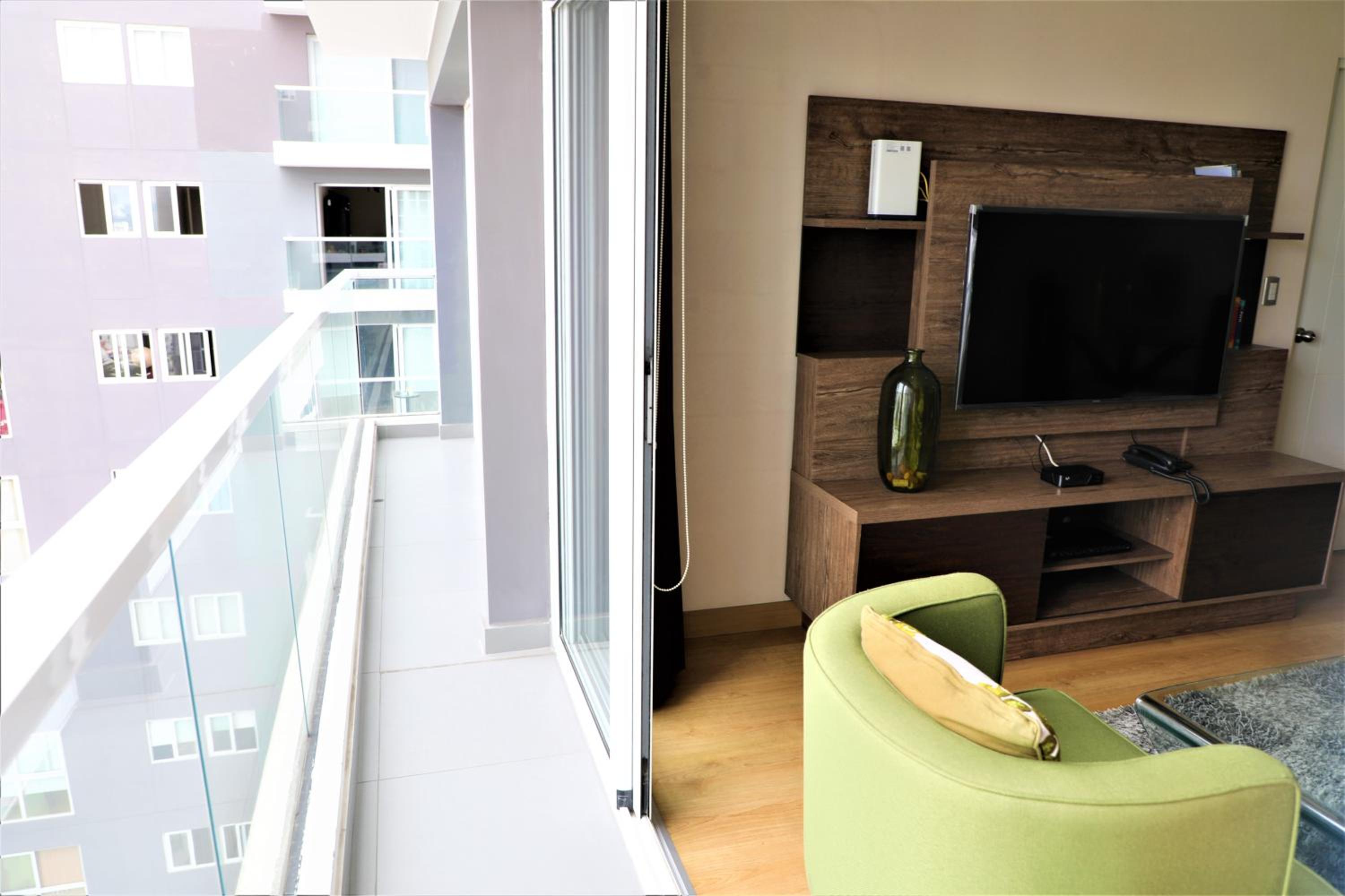 Miraflores Apartments 570 Pardo Ave by Private Host