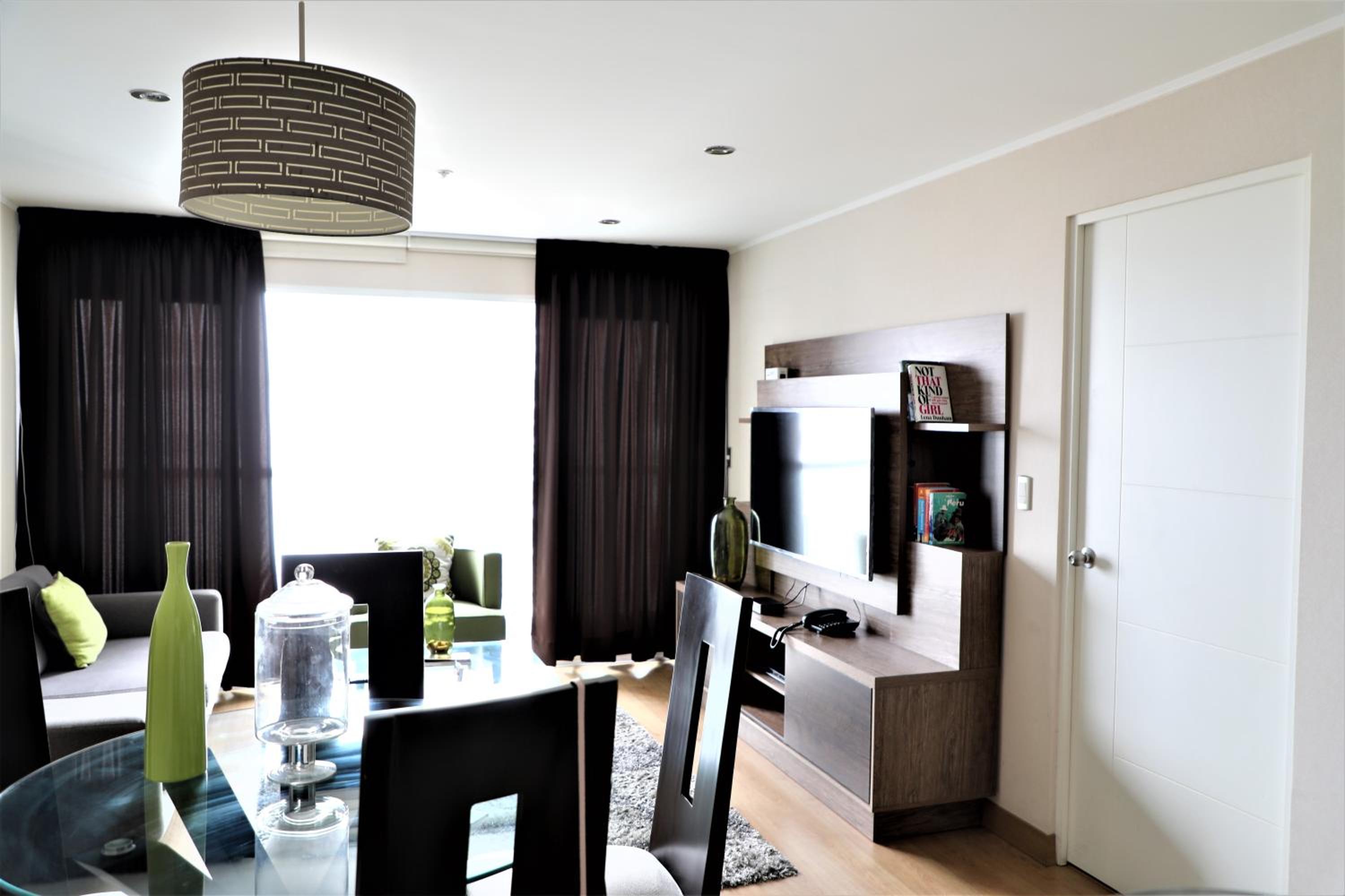 Miraflores Apartments 570 Pardo Ave by Private Host