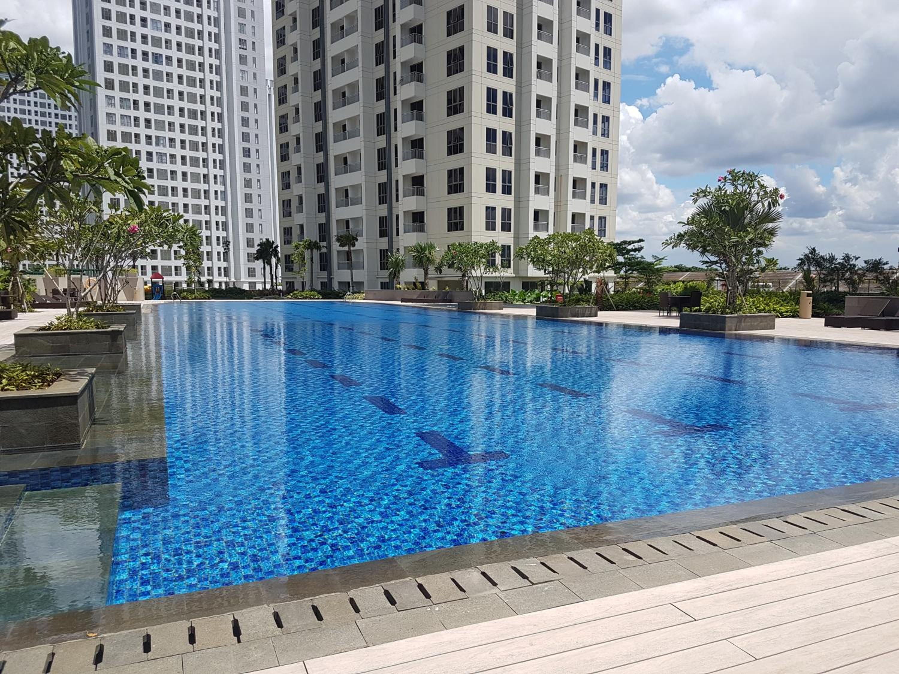 1BR M-town Signature Apartment with Sofa Bed By Travelio