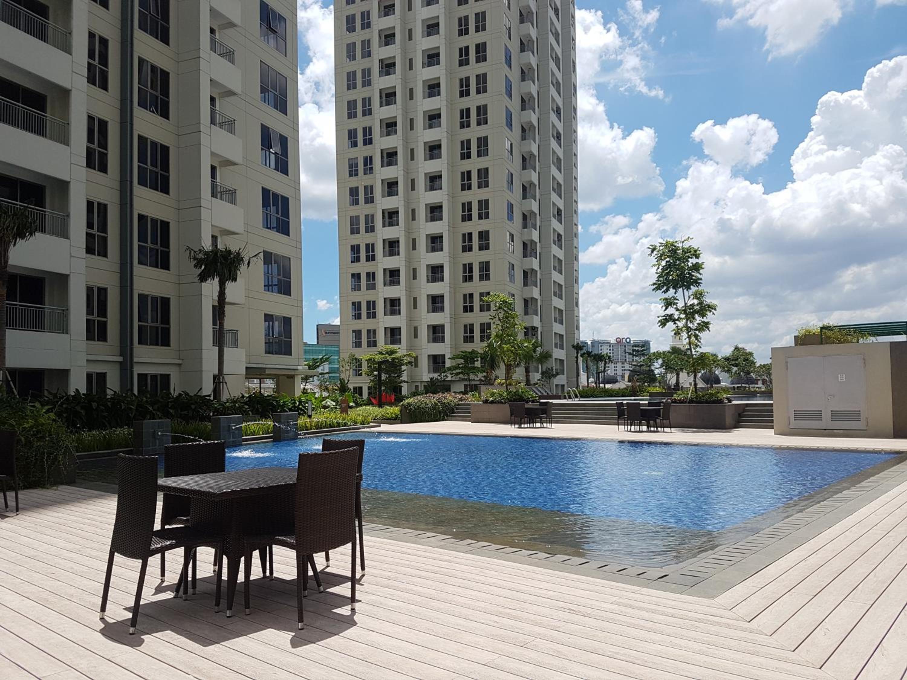 1BR M-town Signature Apartment with Sofa Bed By Travelio