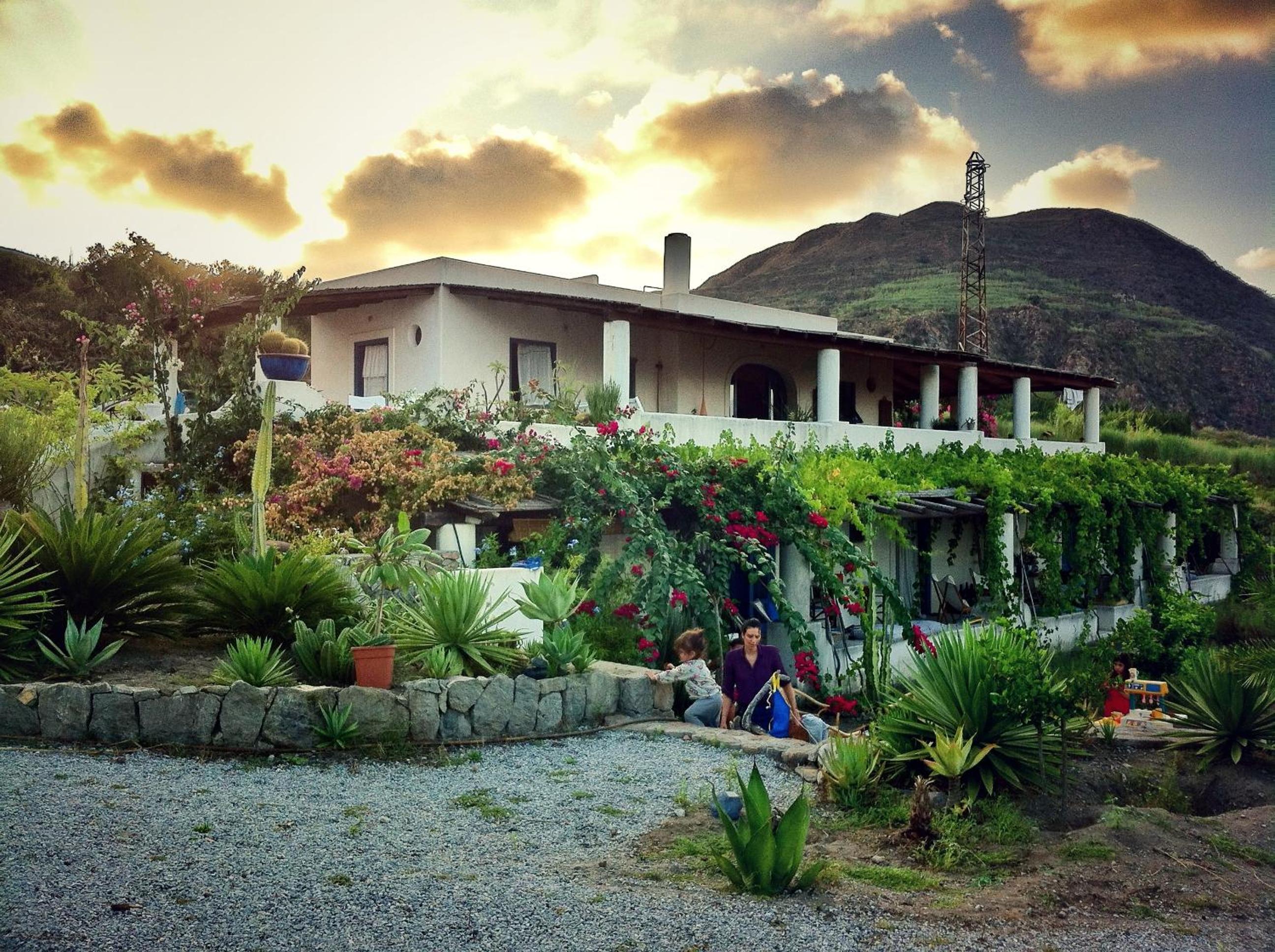 B&B Al Salvatore Di Lipari view 4