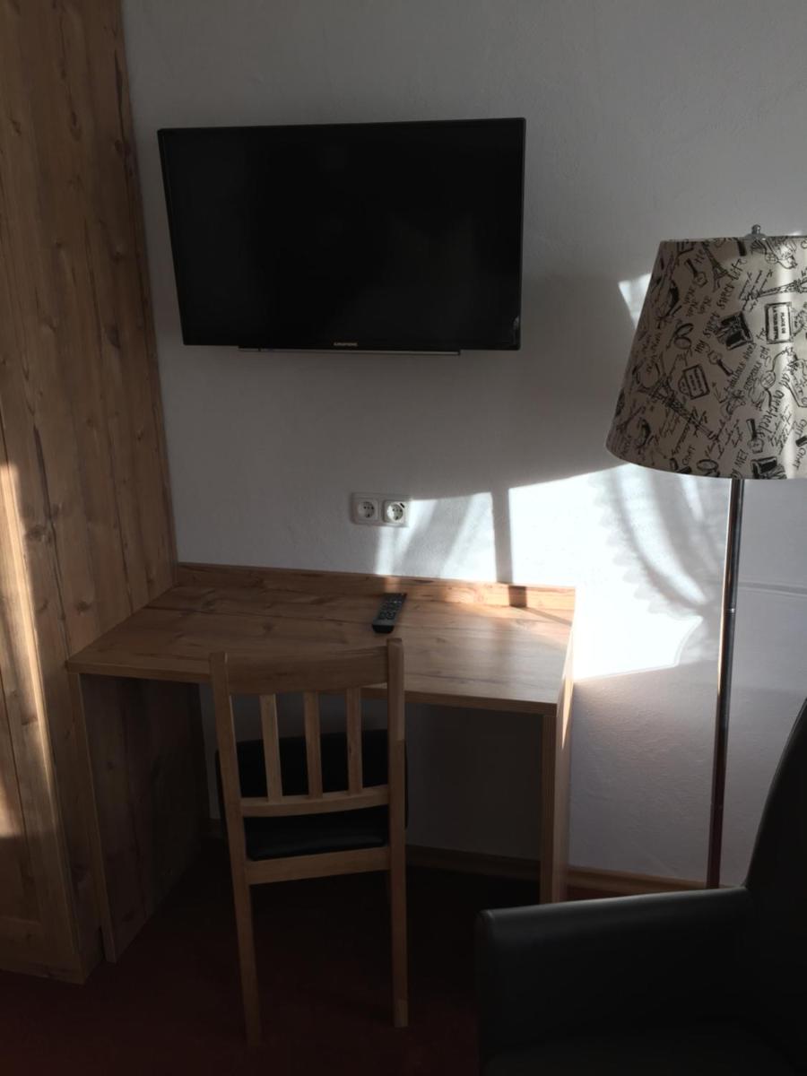 Photo 42