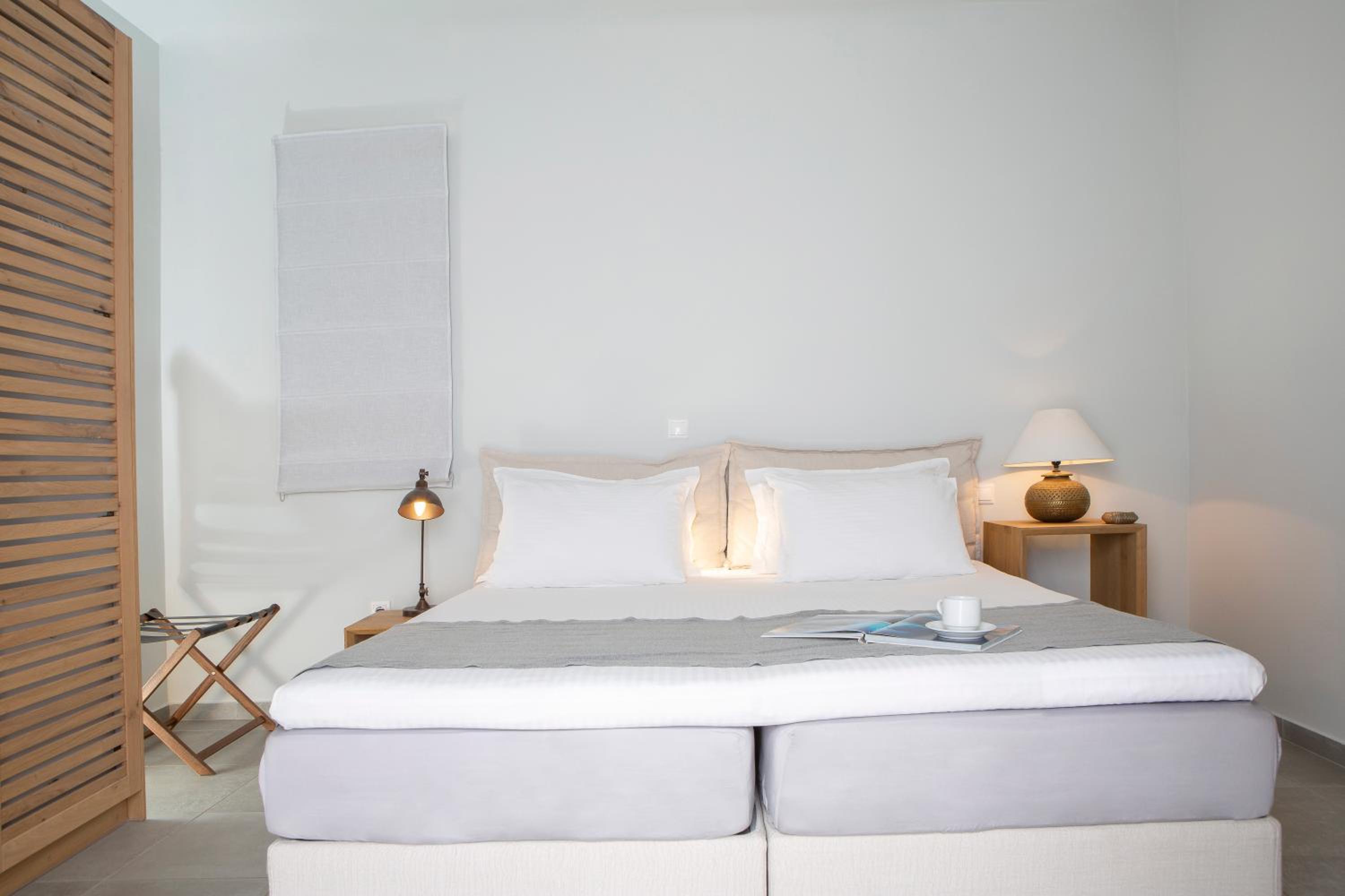 Anemos Luxury Villas view 3