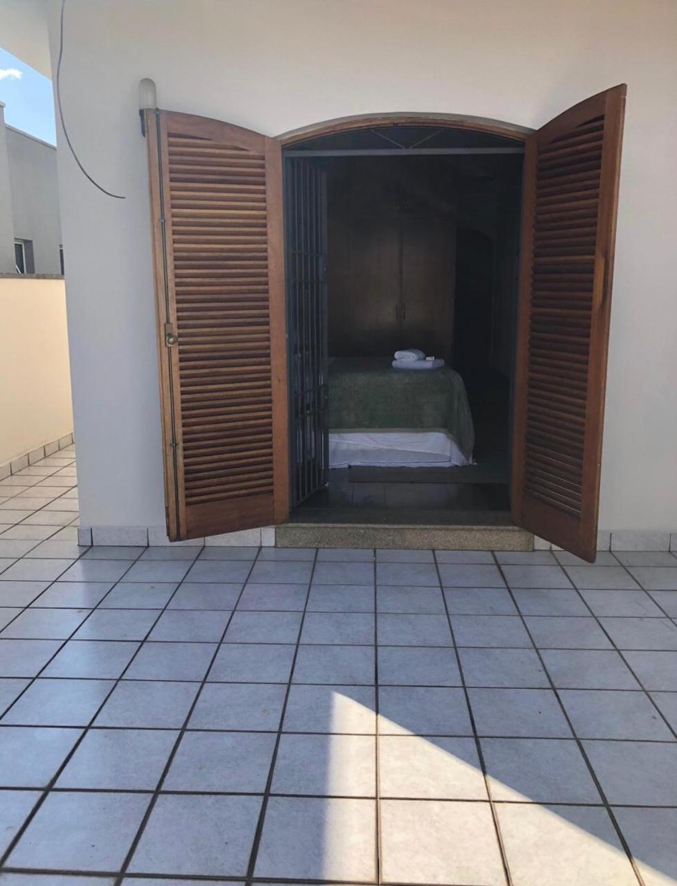 Hotel Quartos aconchegantes em Sobrado grande no meio do Brooklin - Image 1