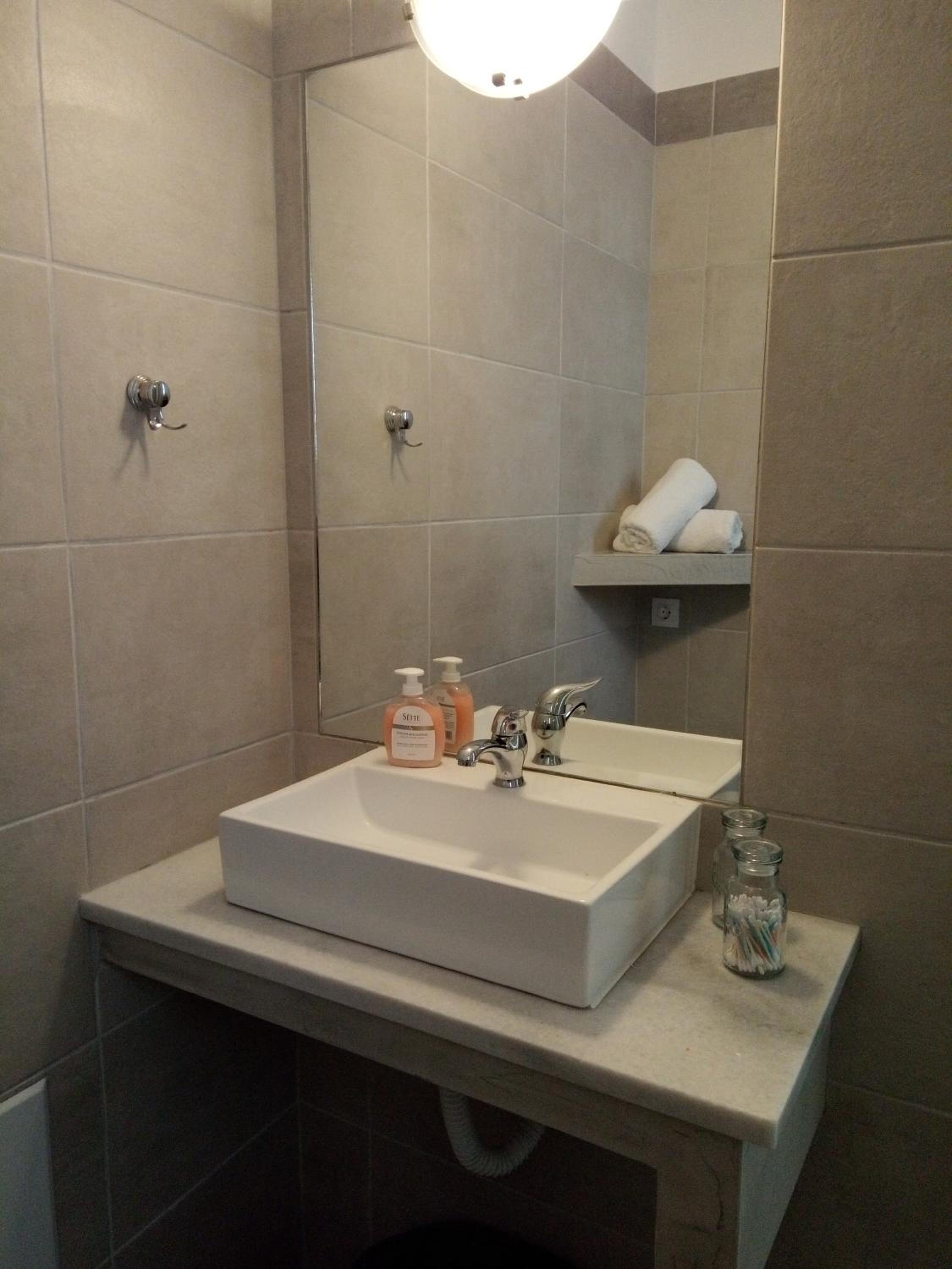Photo 42