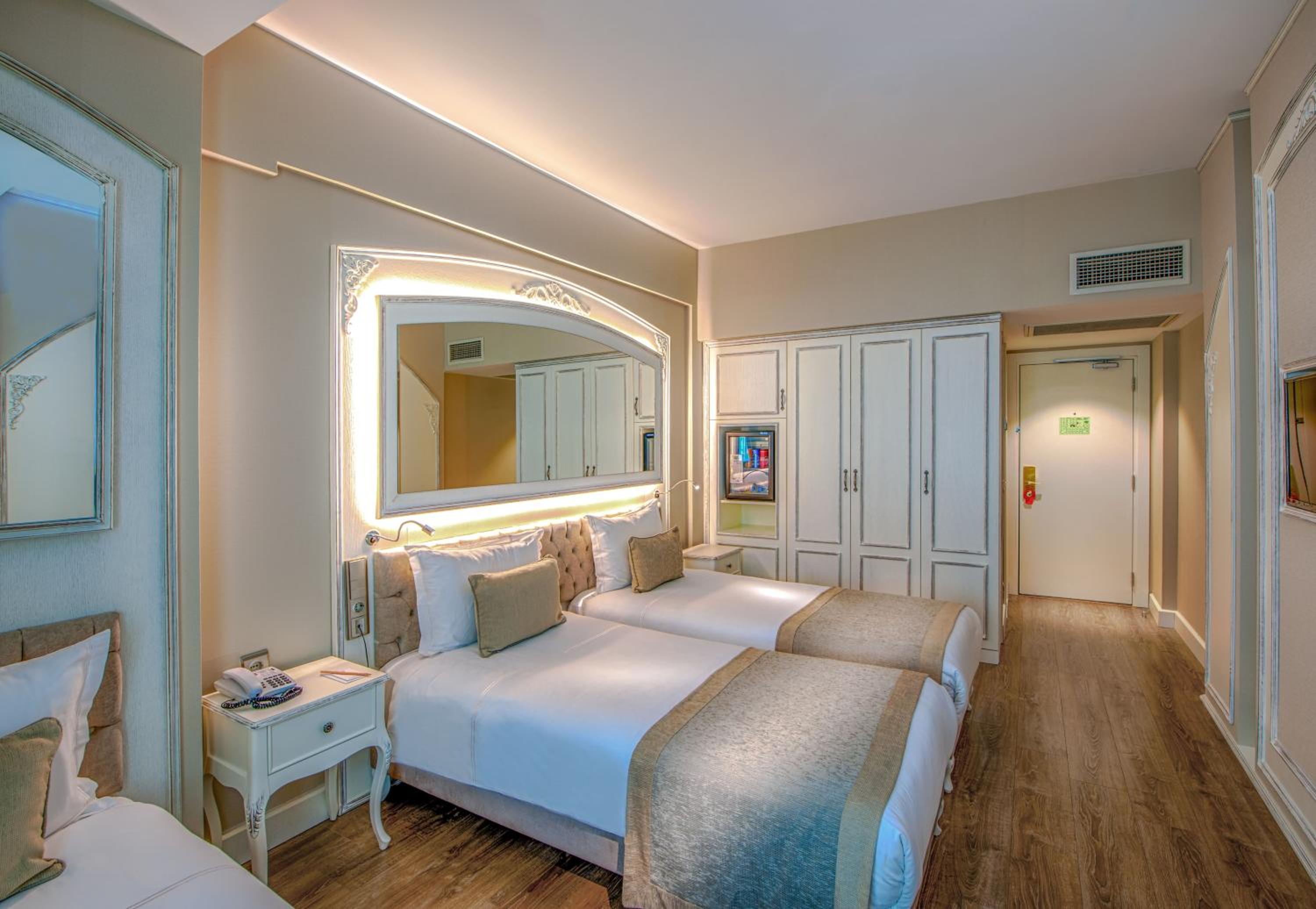 Hotel Yasmak Sultan - Image 15