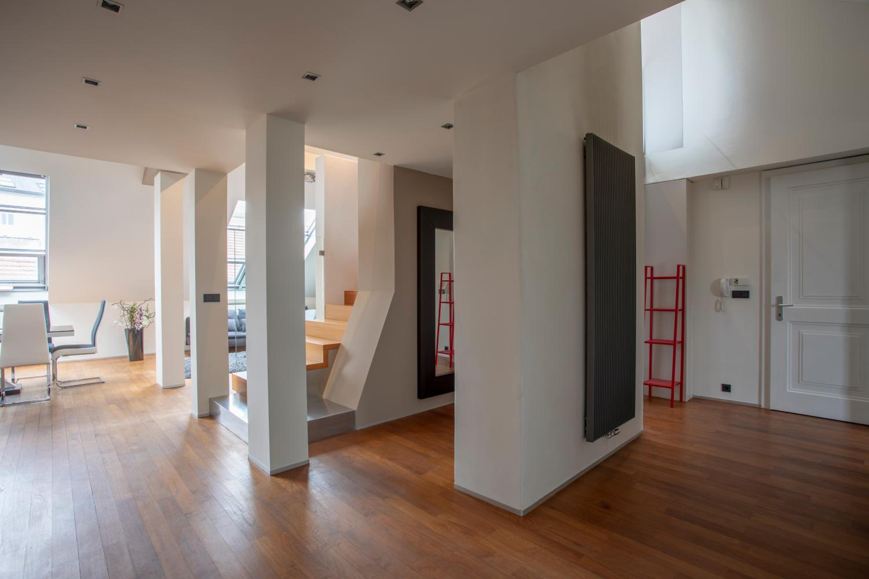 LUXURY CENTRAL DUPLEX WITH TERRACE