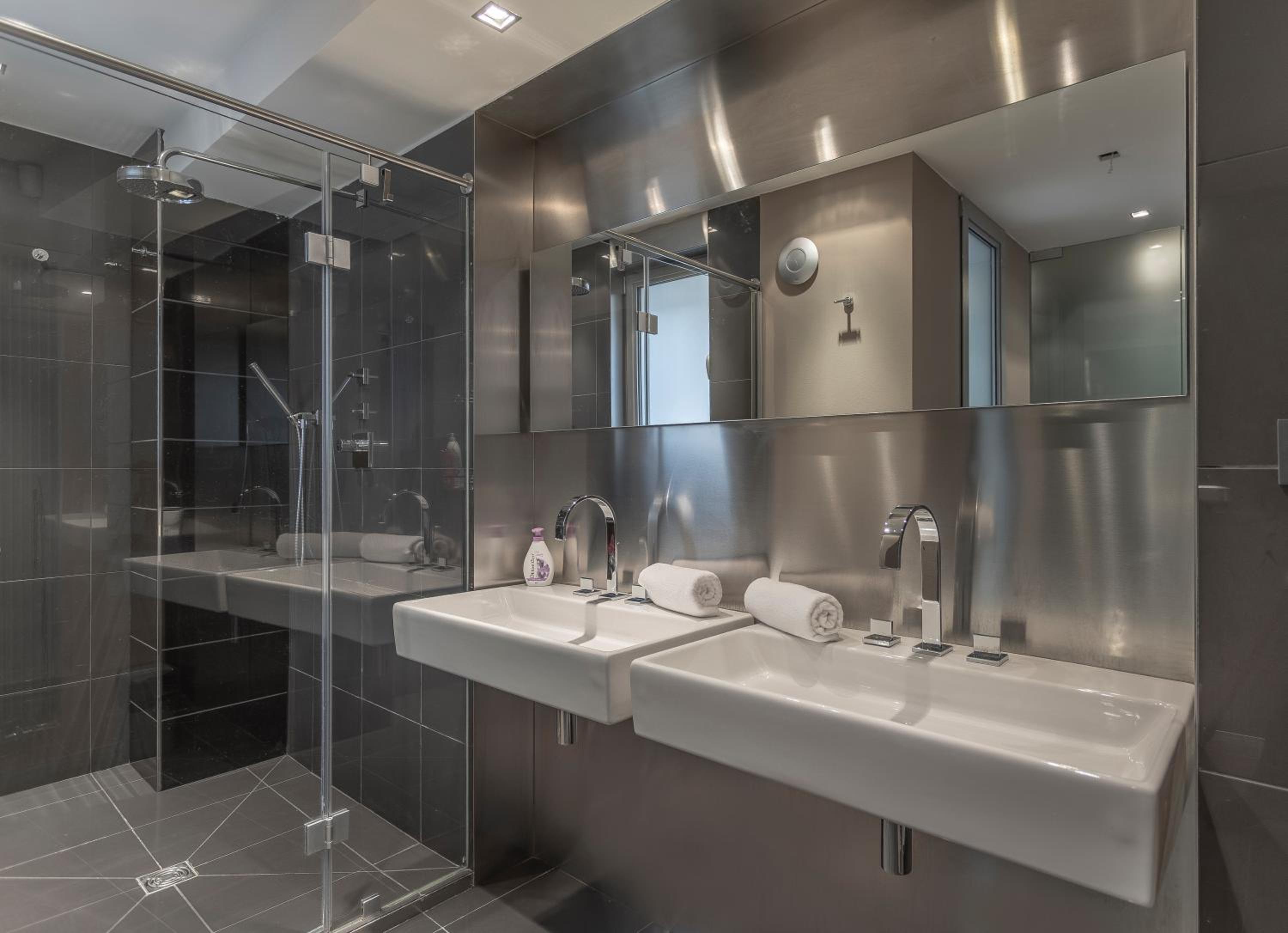 LUXURY CENTRAL DUPLEX WITH TERRACE