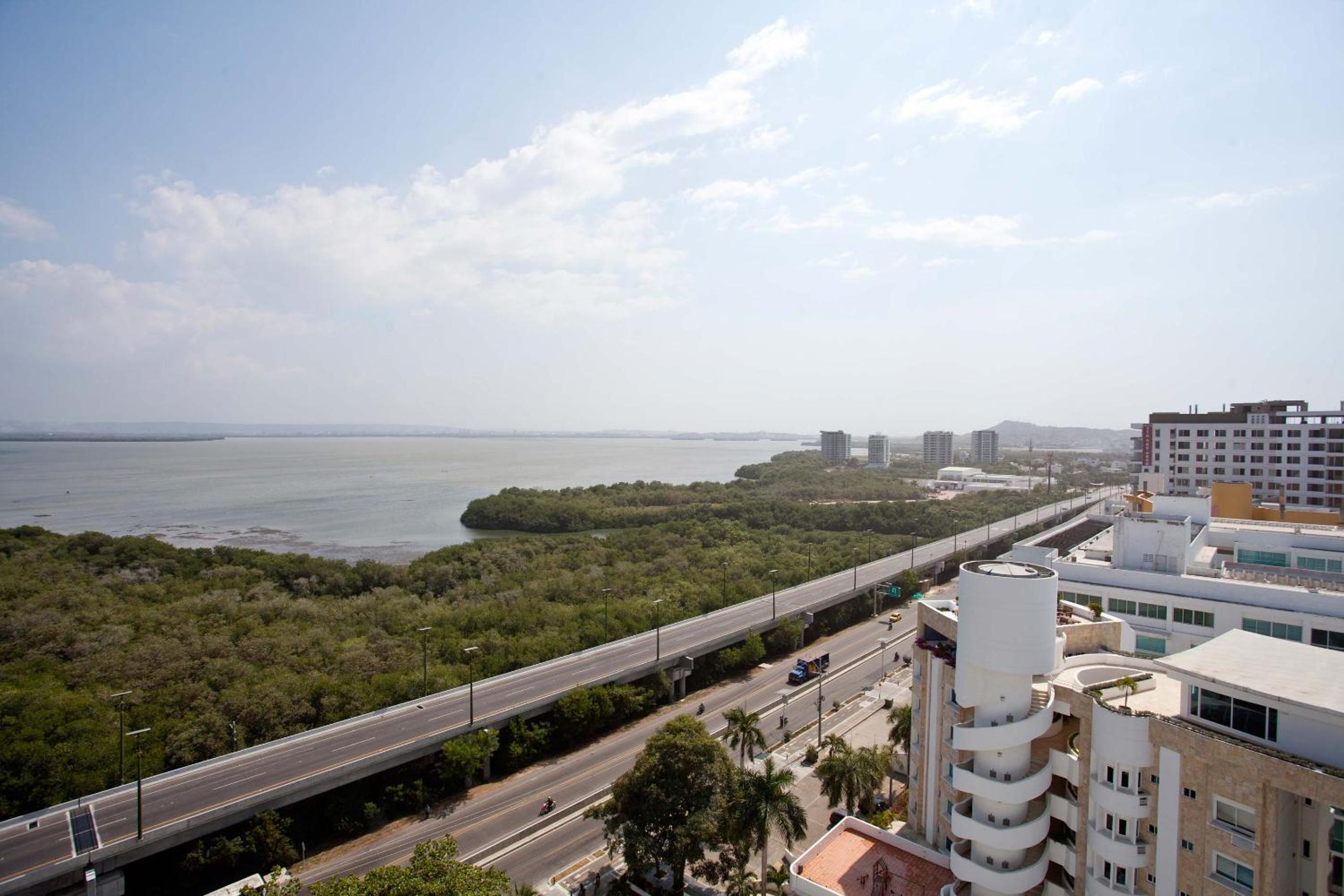 Bello apartamento dentro del Hotel Radisson Ocean Pavillion view 5