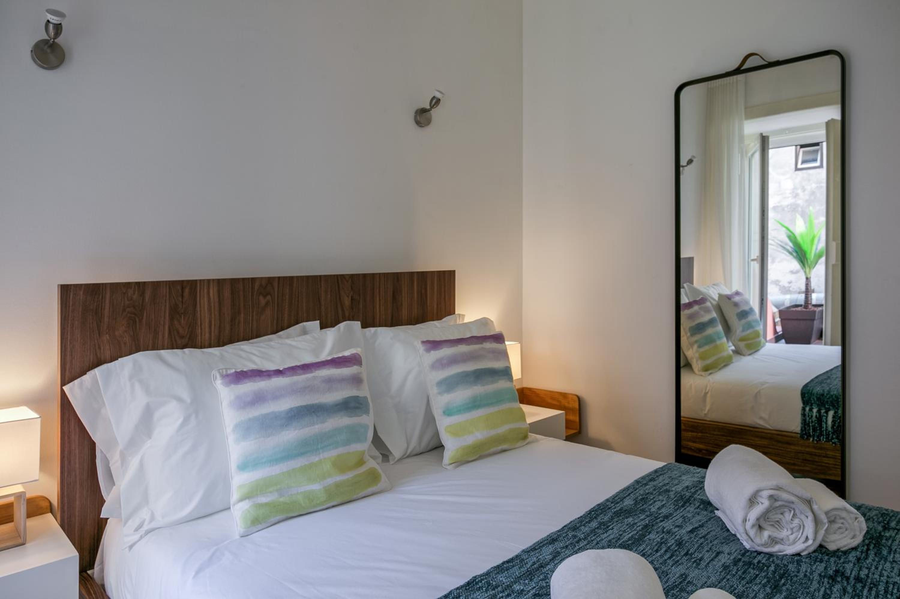 Hip Tailor Made Flat in Bairro Alto view 4